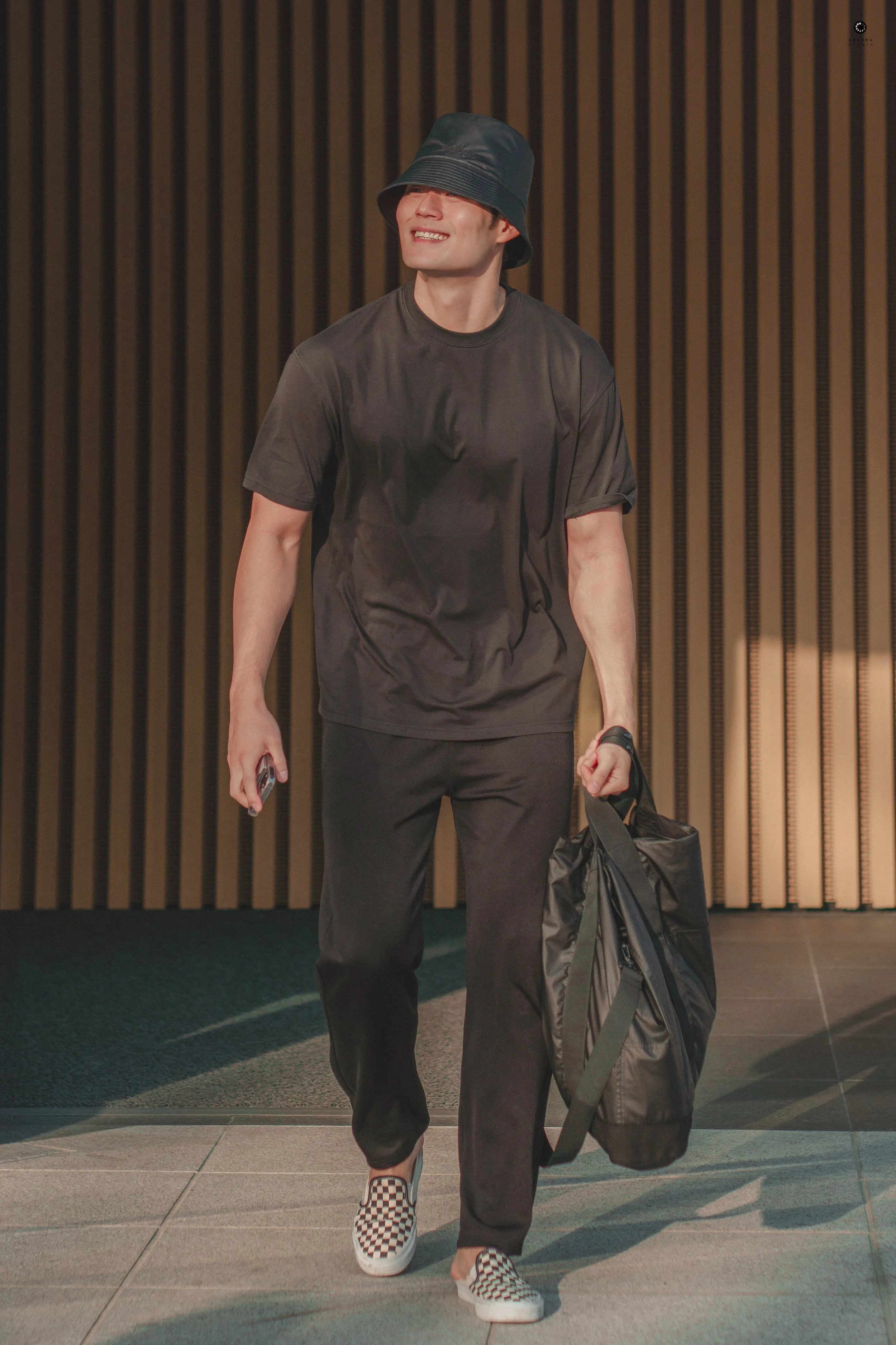 runway_1.jpg