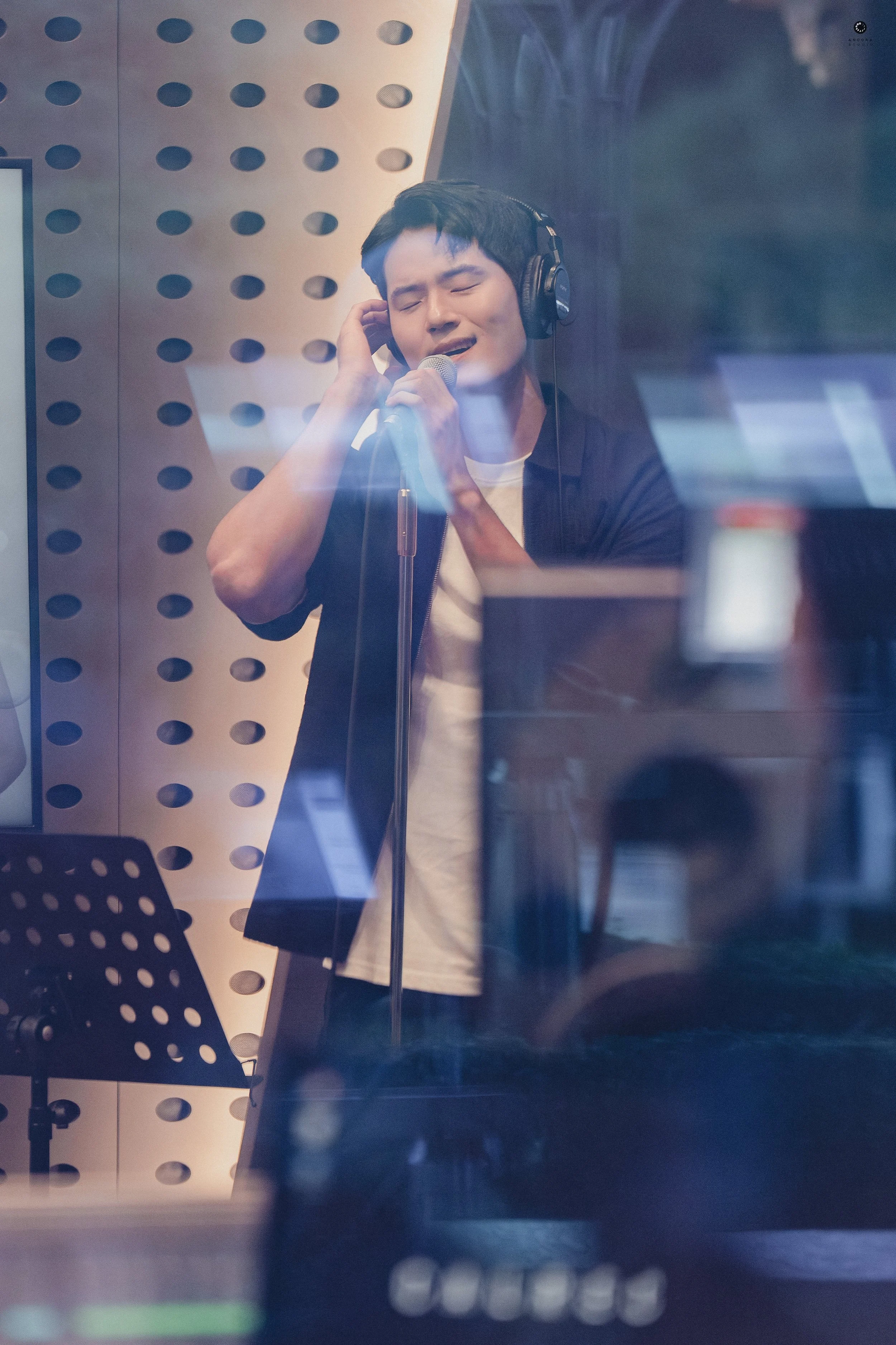 radio2_1.jpg