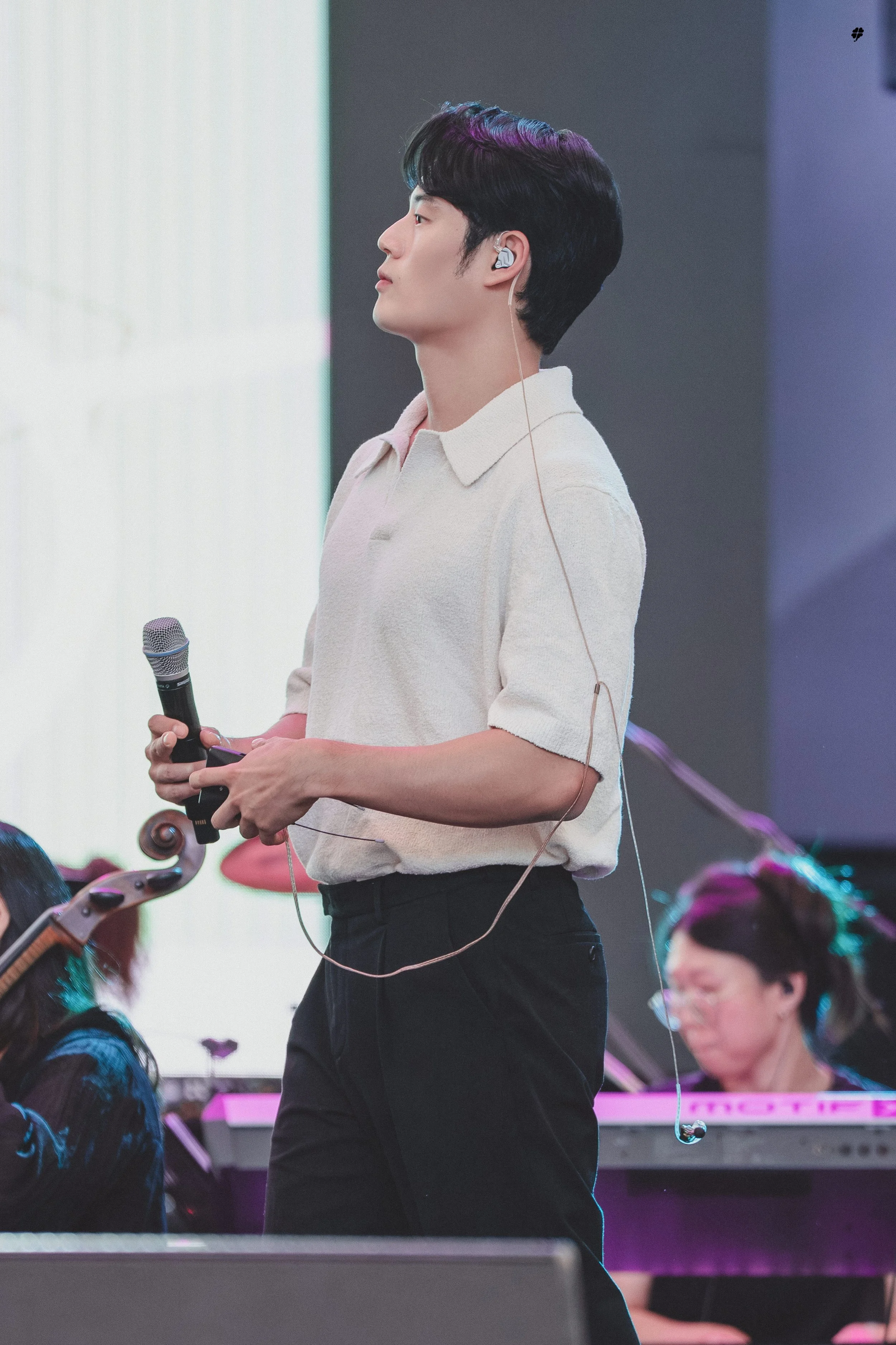 profile.jpg