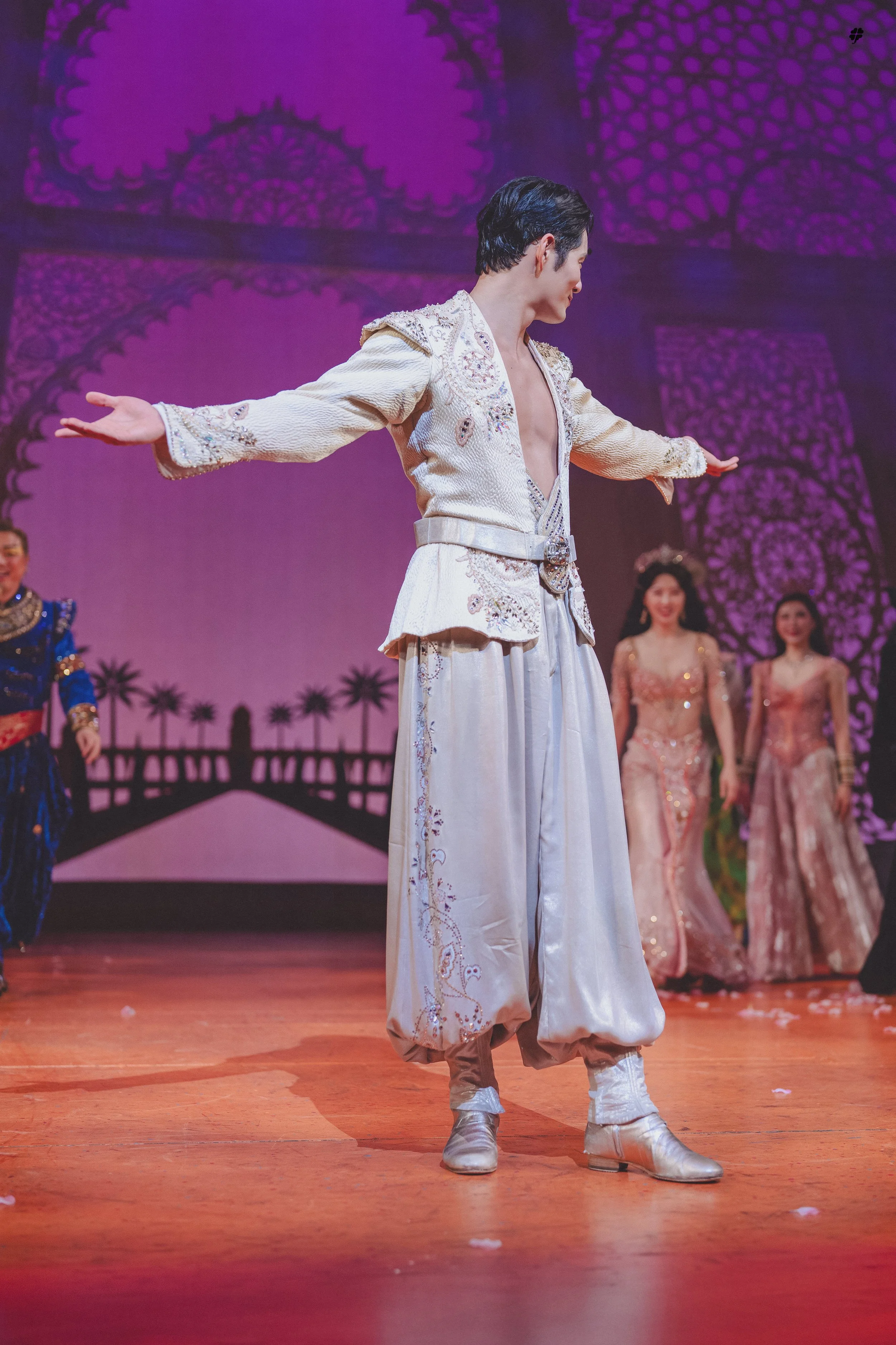 aladdin_10.jpg