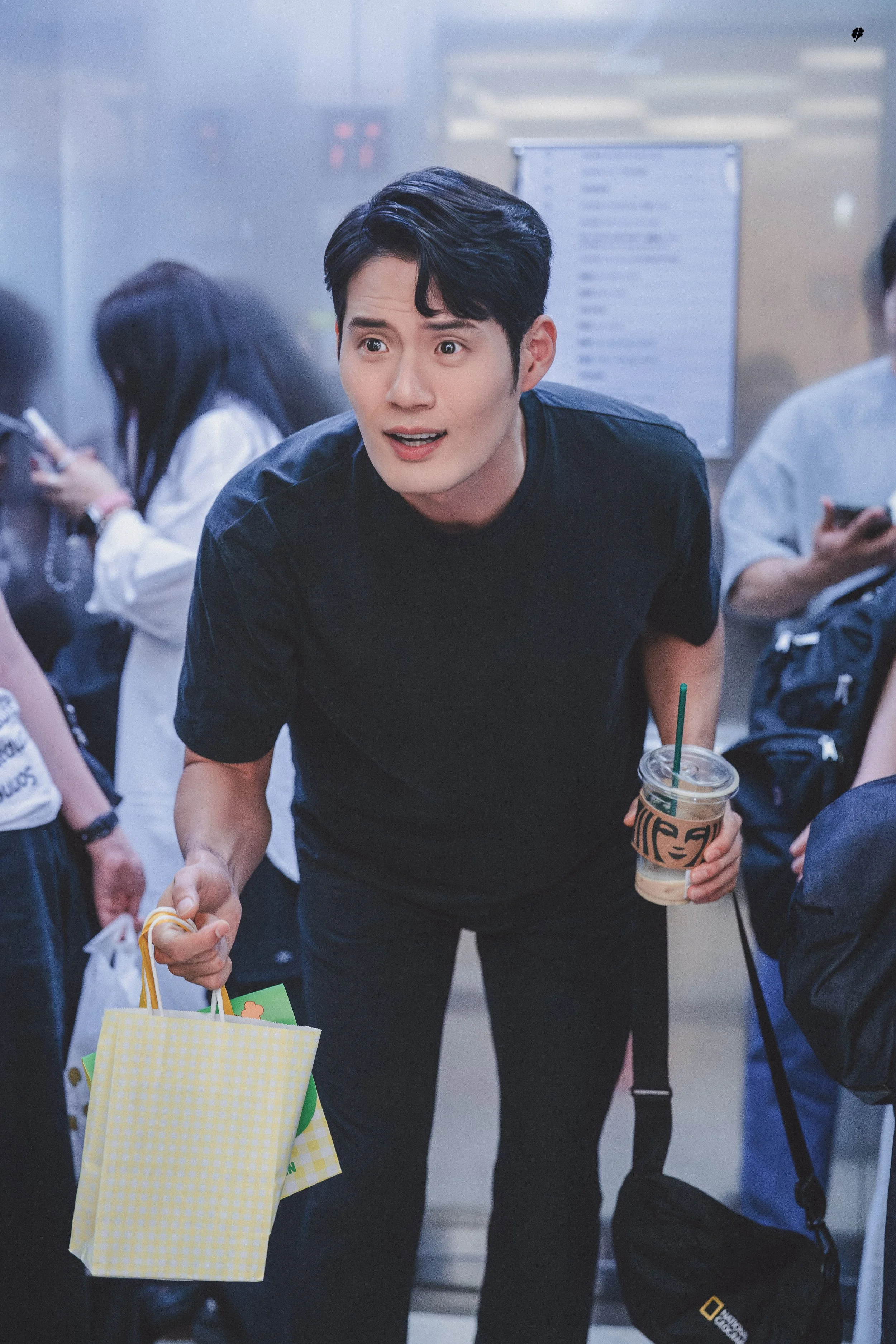 busanRadio8.jpg