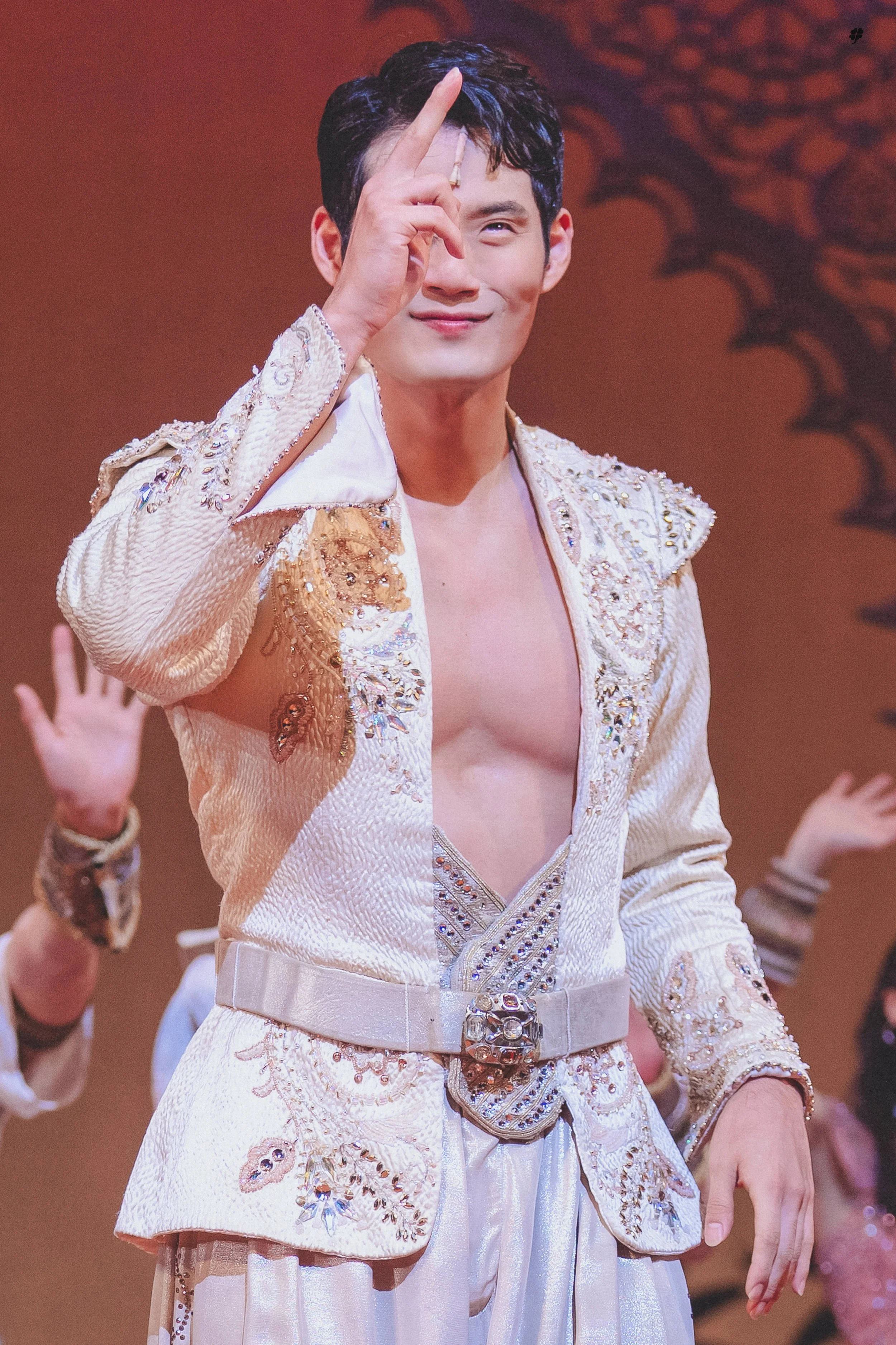 aladdin_2_2.jpg