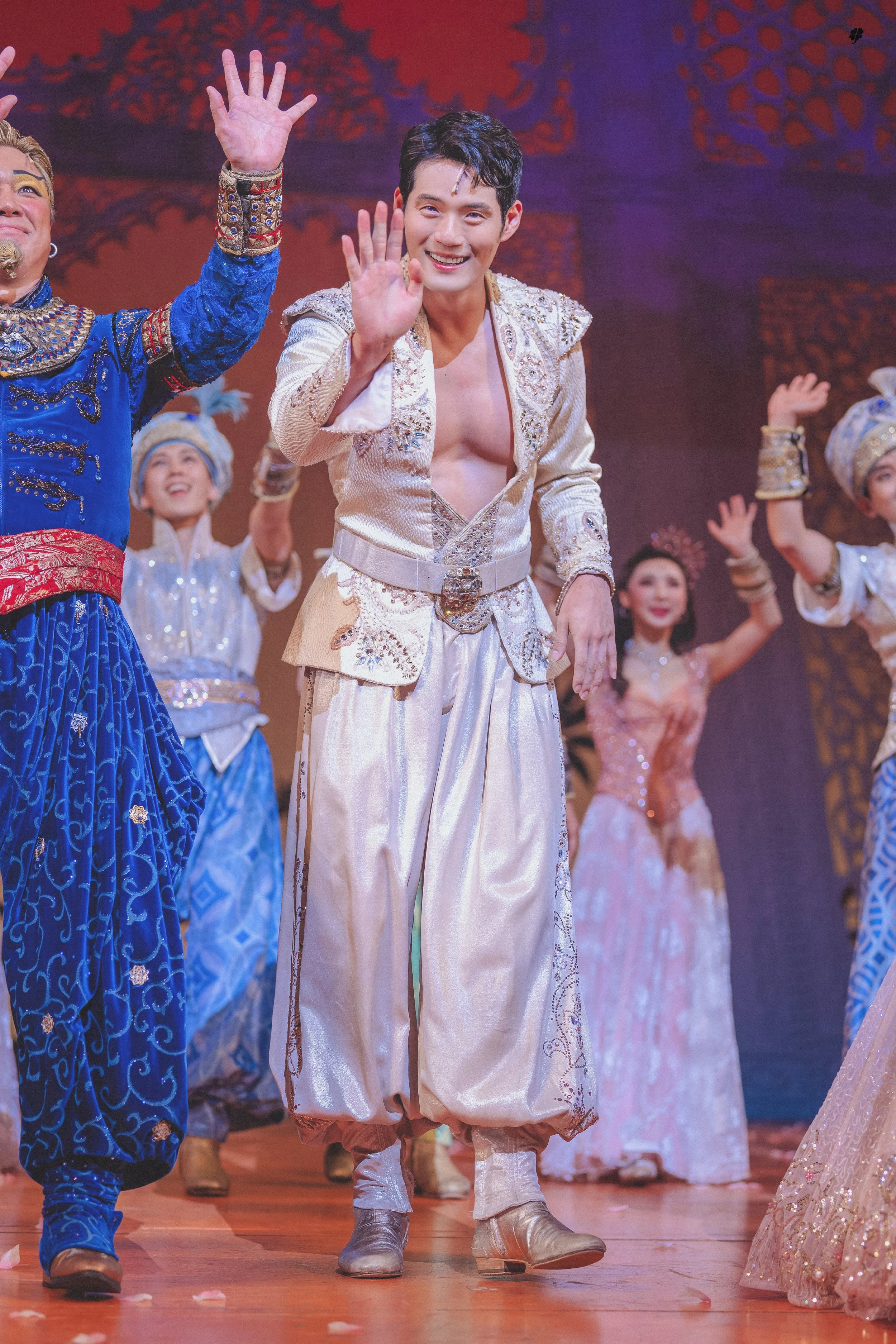 aladdin_2_17.jpg