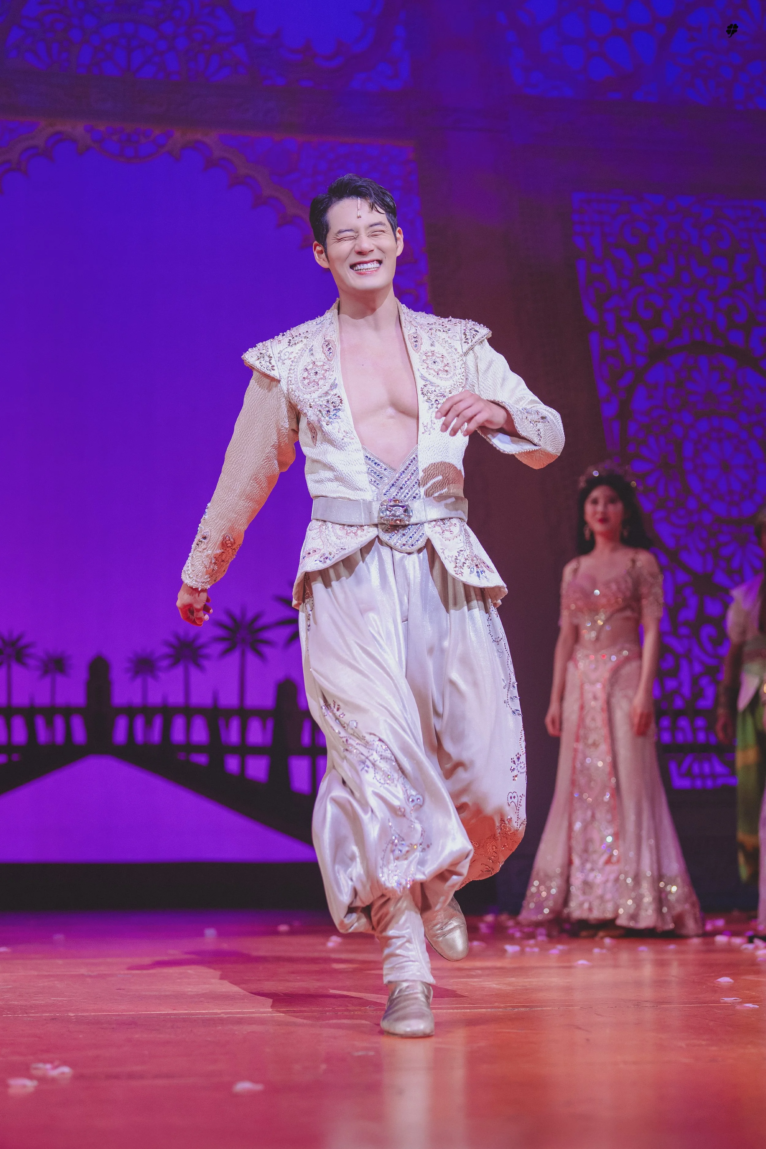 aladdin_2_25.jpg