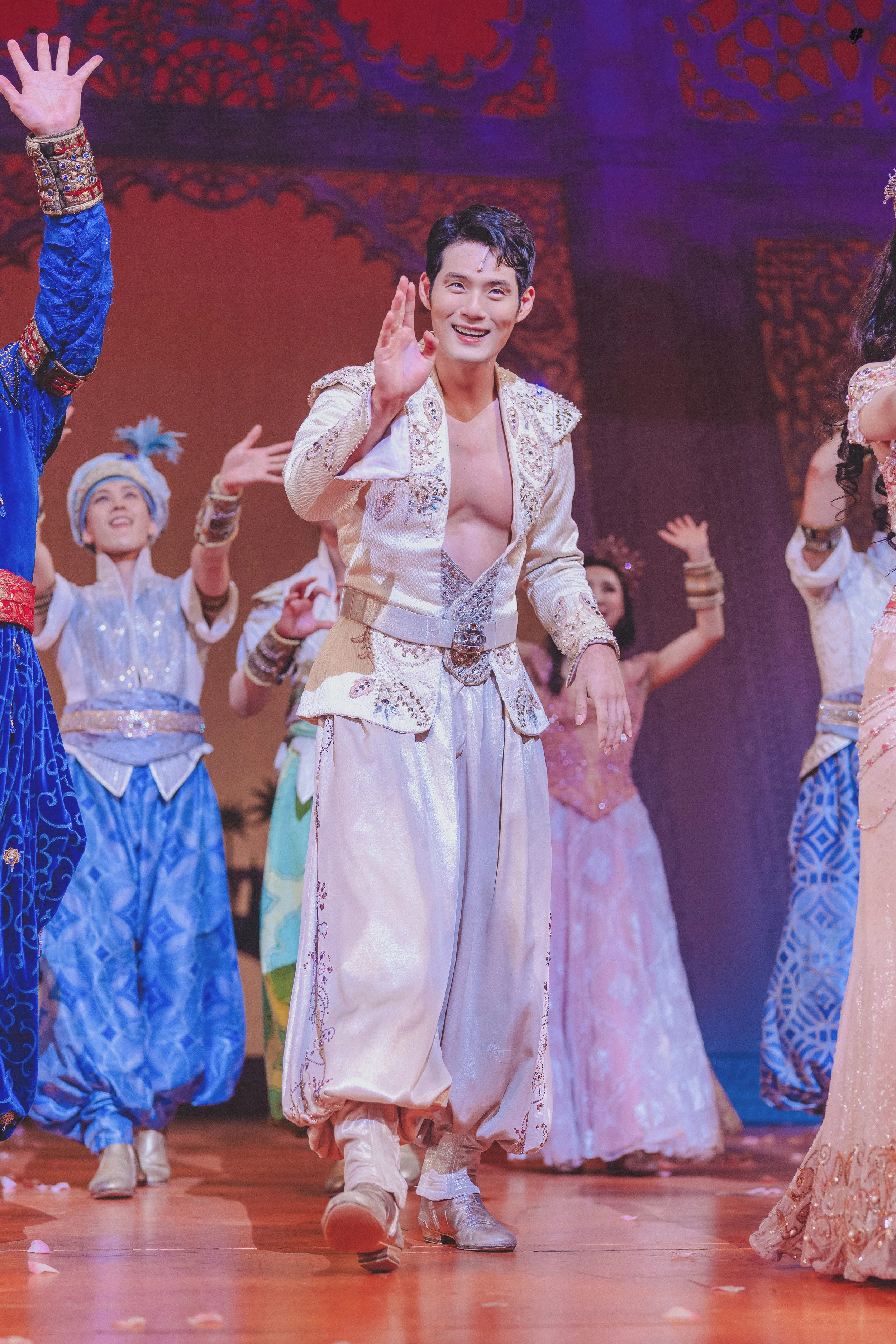 aladdin_2_35.jpg