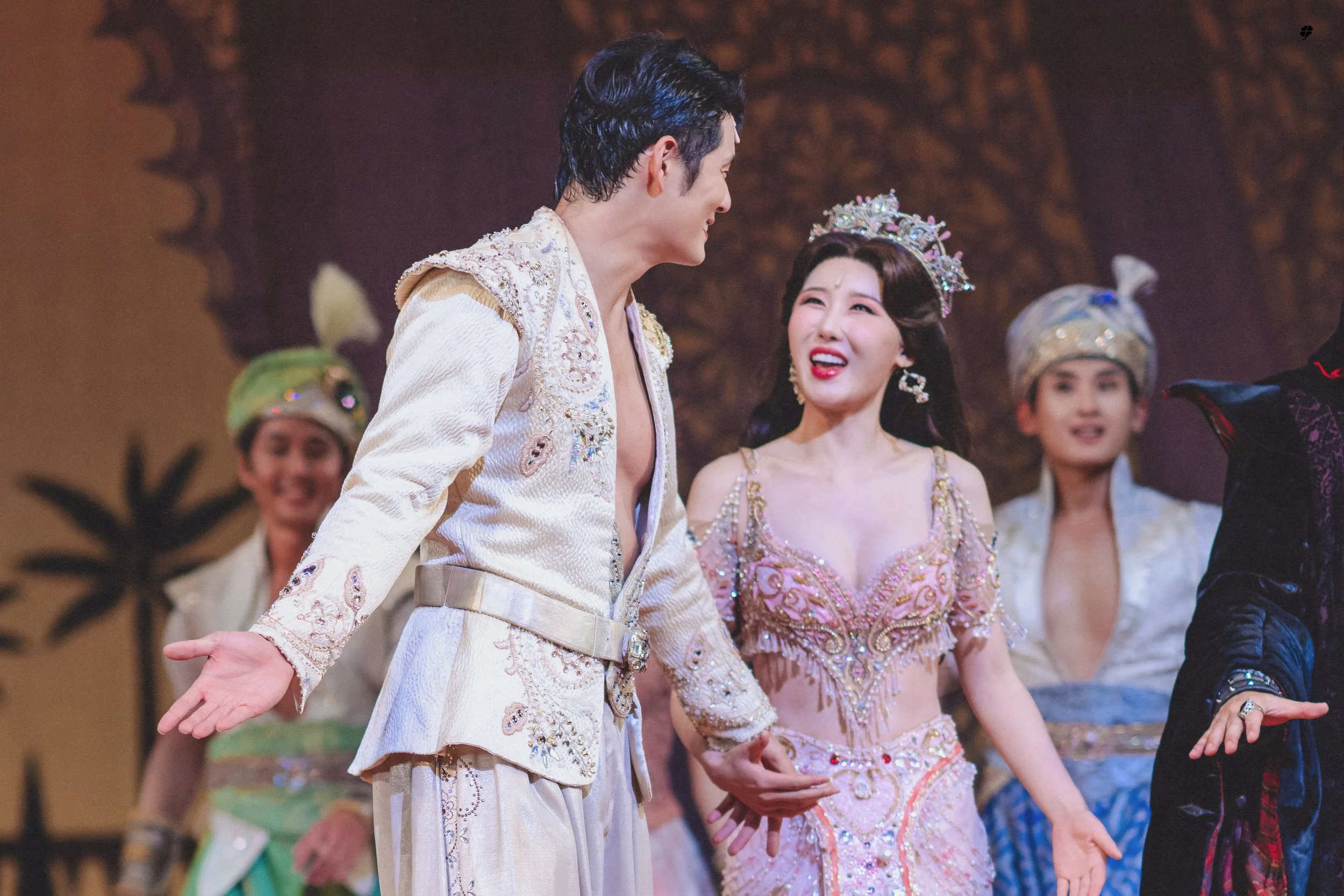 aladdin_3_7.jpg