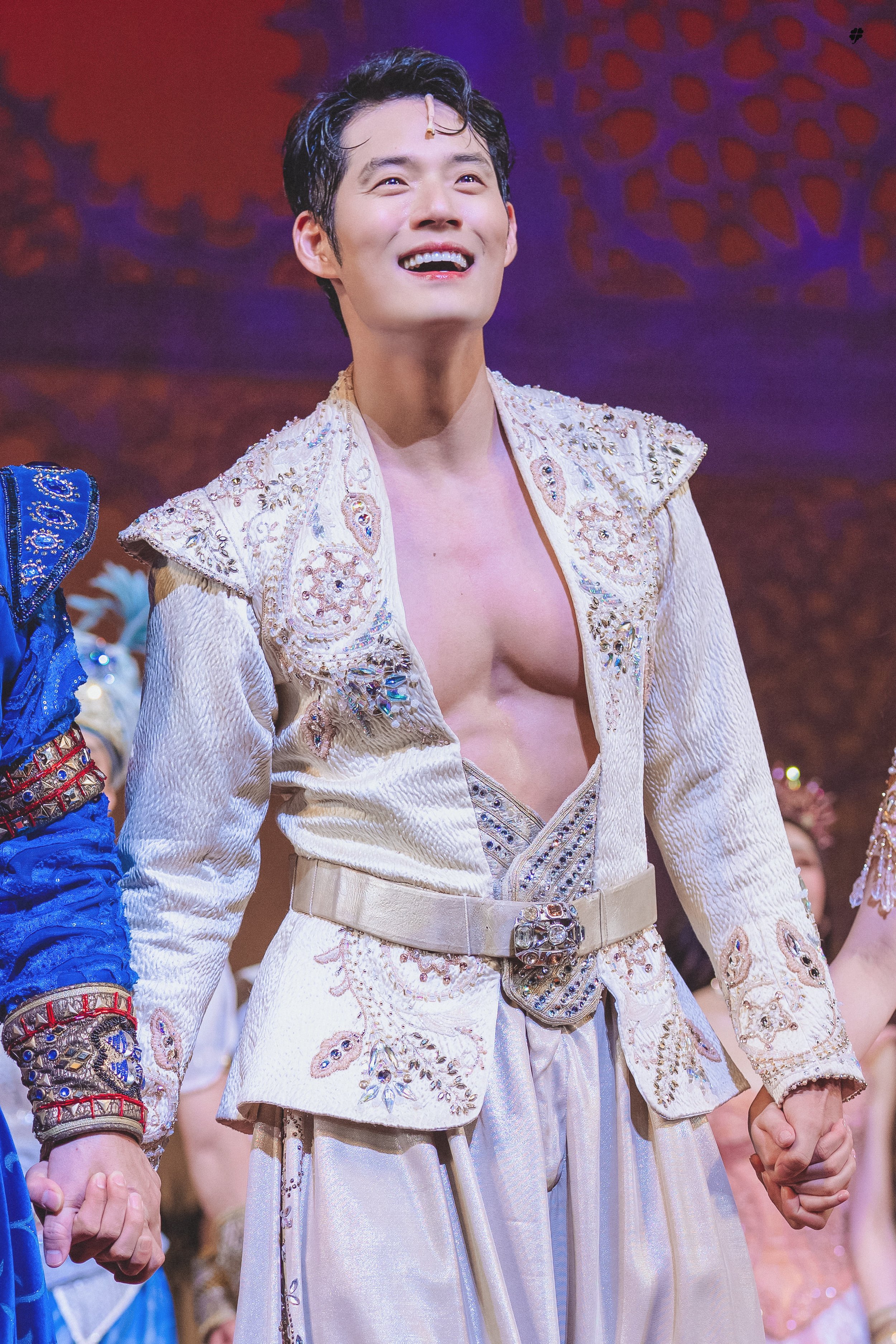 aladdin_3_19.jpg