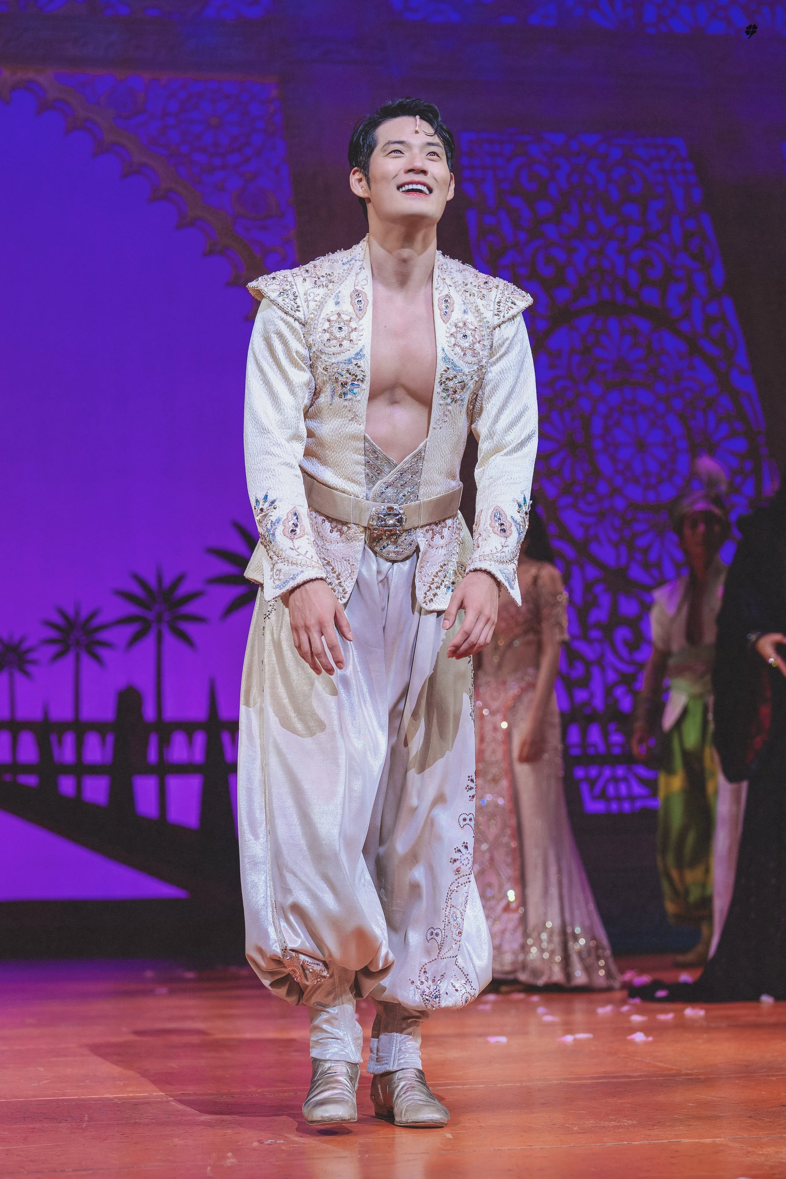aladdin_3_24.jpg