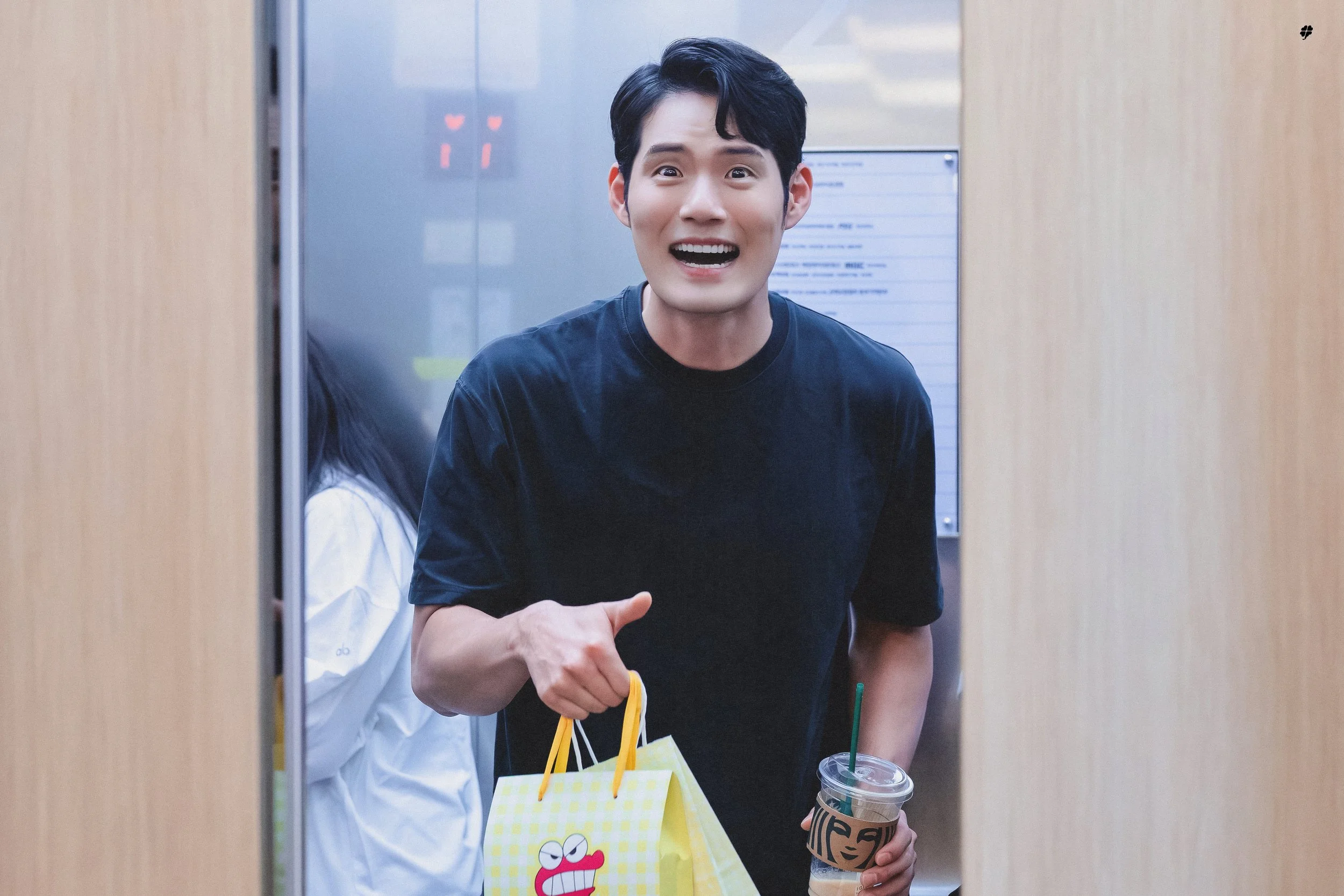 busanRadio15.jpg