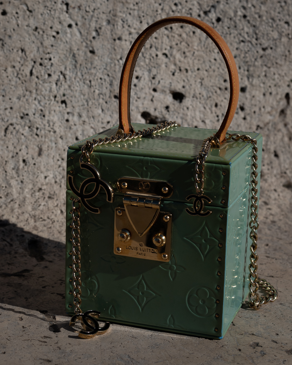 Louis Vuitton, Bags, Authentic Louis Vuitton Vintage Bleecker Box