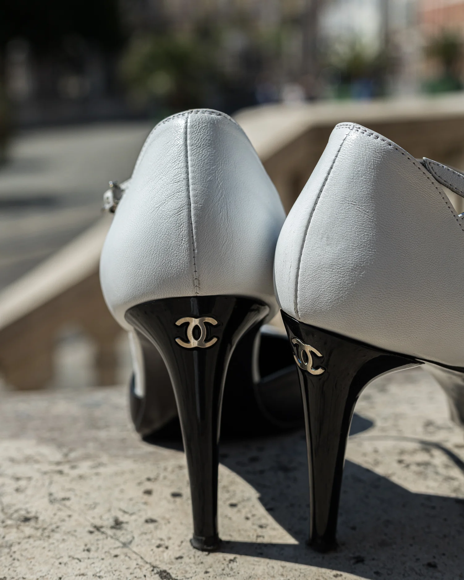 Chanel Bi-Color Pumps with Ankle Strap — singulié