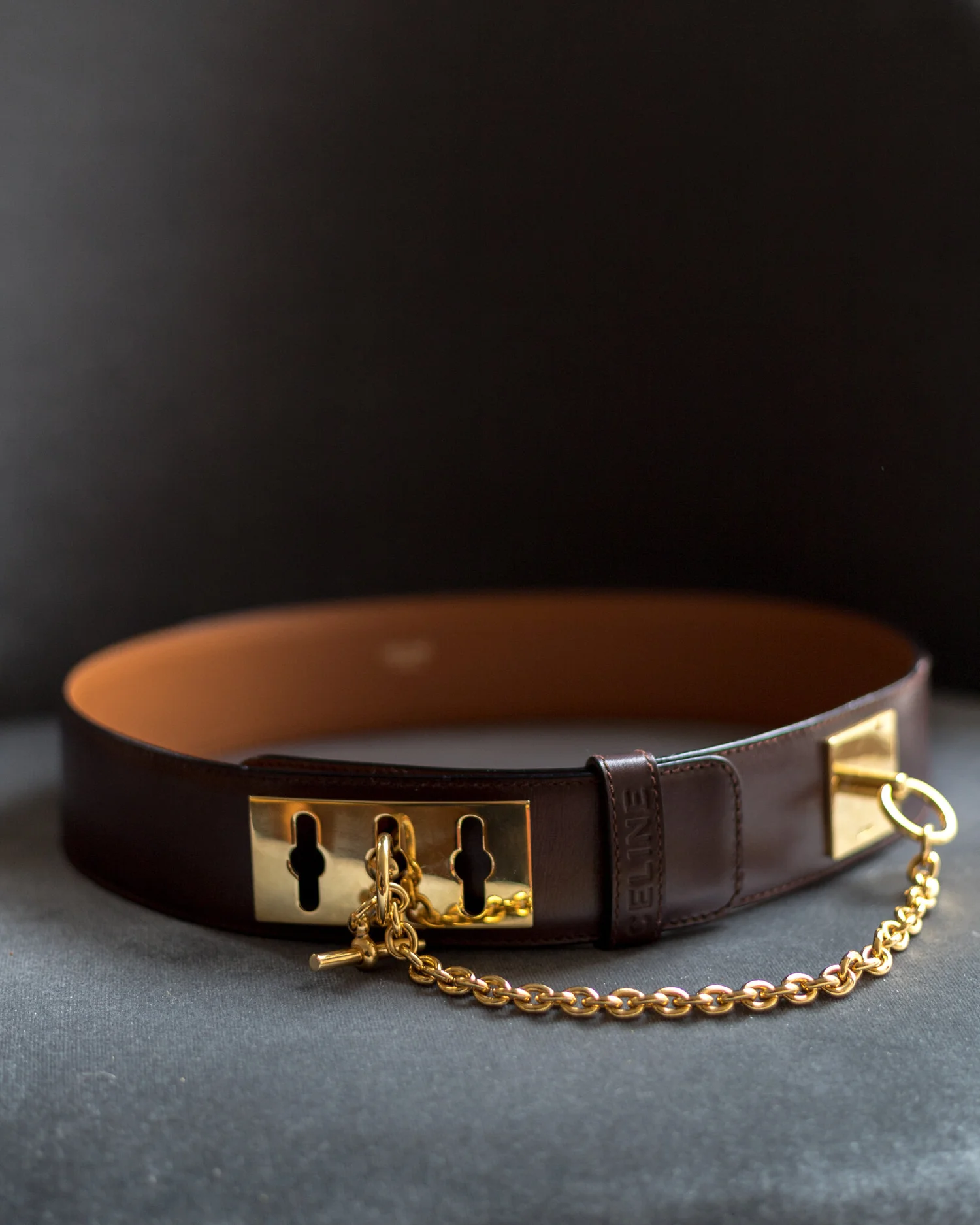 Celine Vintage Leather Embossed Belt Vintage Celine Lock Belt — singulié main image 3