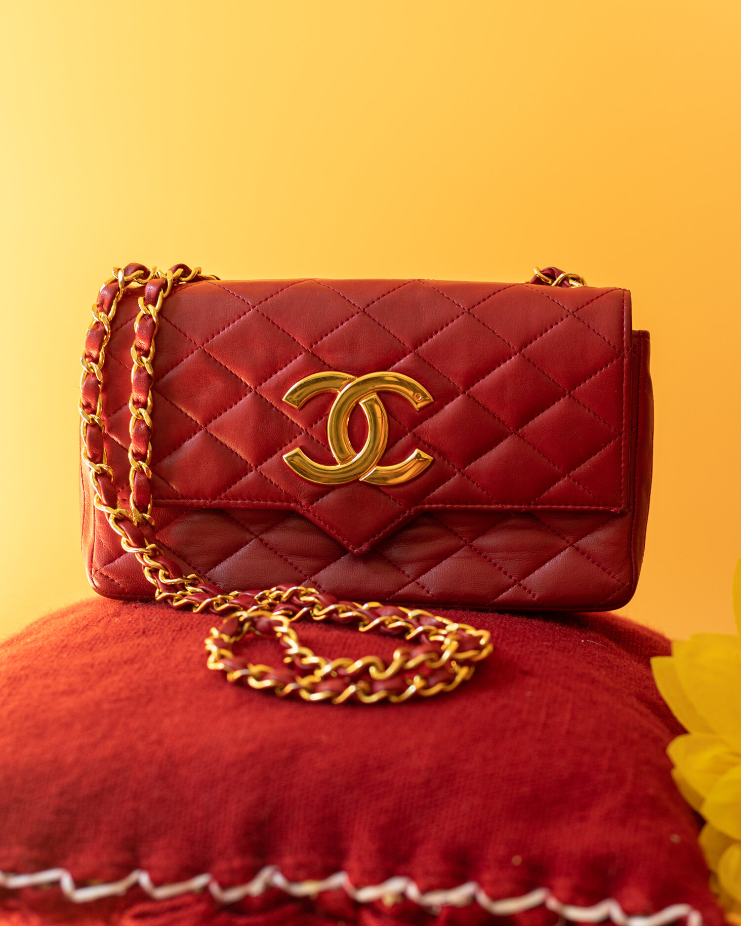 Vintage Chanel CC Bag in Red — singulié