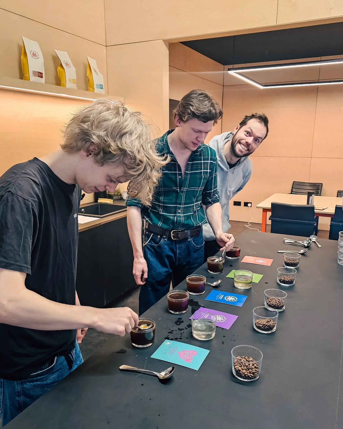 ☕️ Yesterday, some of our team members took a trip to @ritualroasters to brush up on their coffee making skills! 

🎨 It was a great morning of coffee tasting, machine set-up, and latte art. 

We are continuing to serve Ritual coffee at Boulders Chel