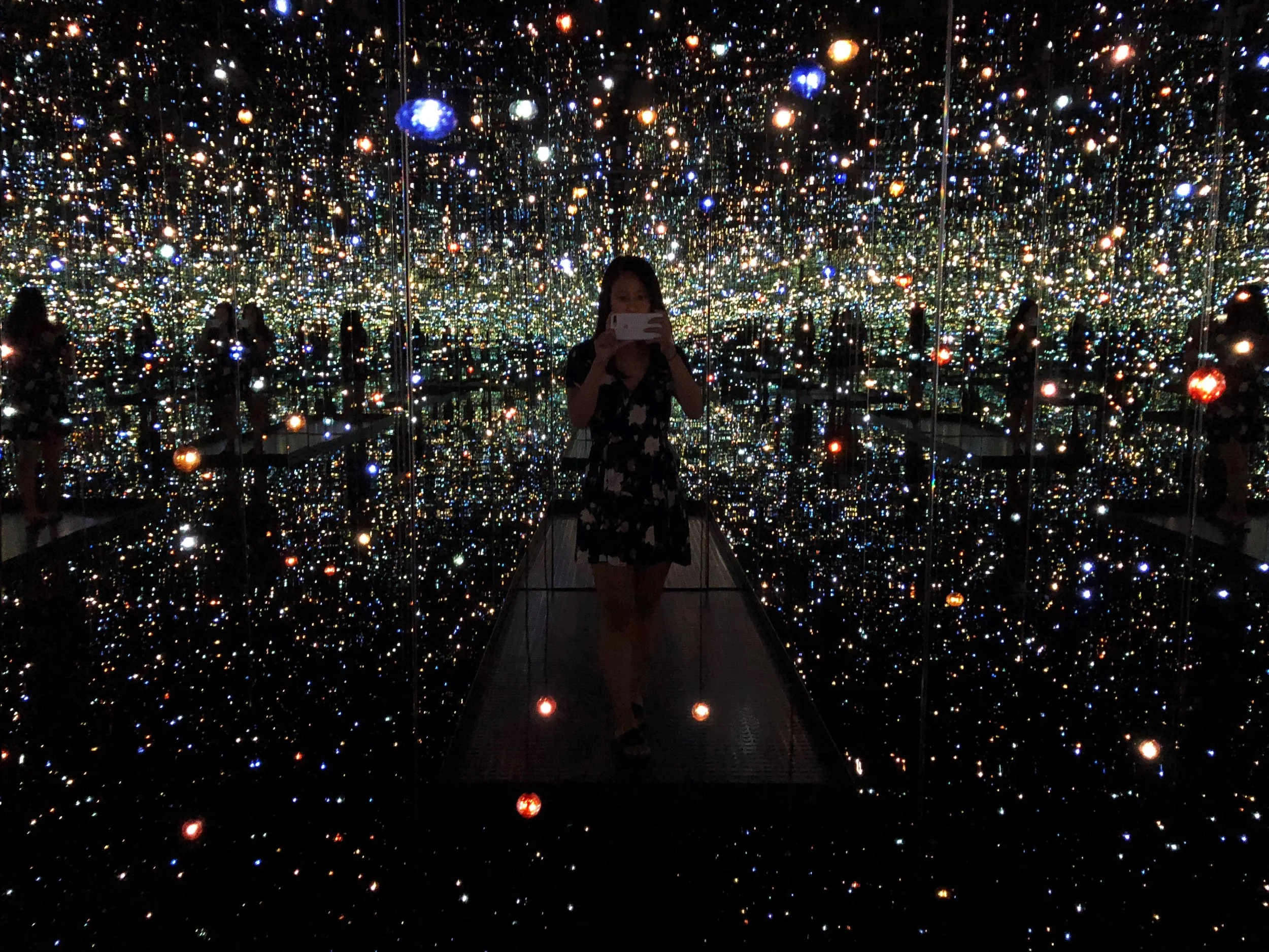 The Broad How to See the Infinity Mirrored Rooms — Cloris Creates