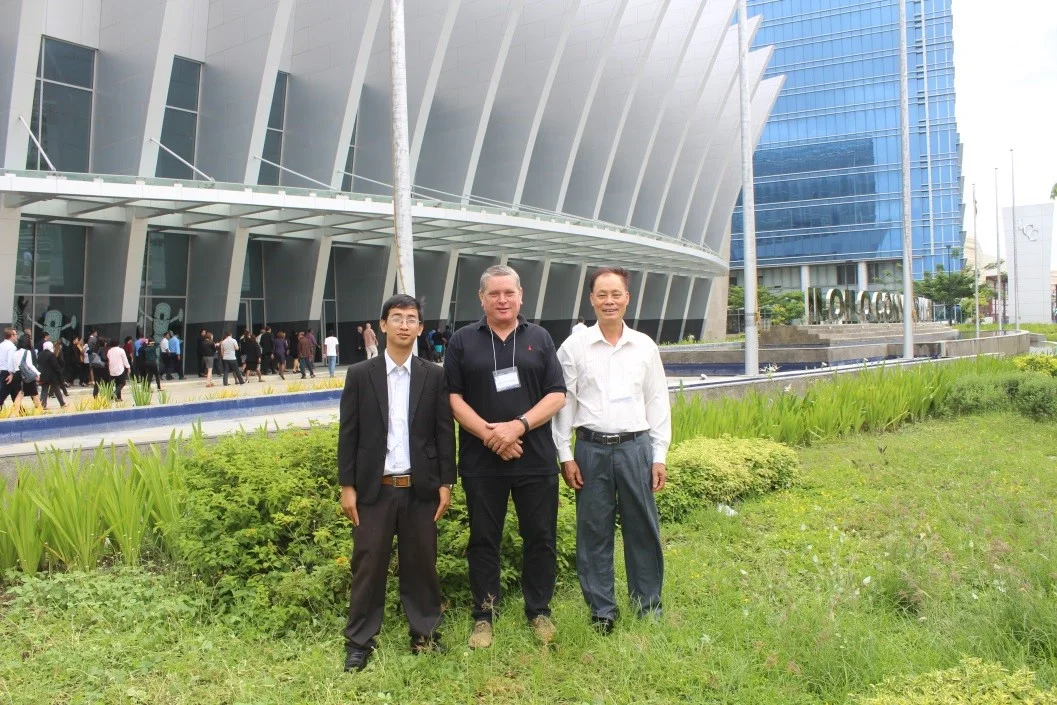 Tran Van Hao – VINATUNA, Stephen Fisher – Sea Delight and Vu Dinh Dap – VINATUNA- At Iloilo Convention Center