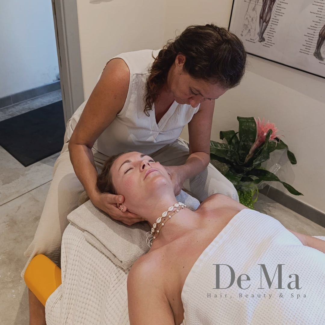 Sacrocranial osteopathy is a gentle and effective technique that helps to release tension in the nervous system and restore balance to the body. Ideal for treating headaches, stress and improving sleep quality.

Discover the benefits of this therapy 