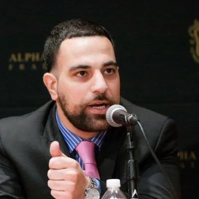 Ahmed Abuznaid Ahmad Abuznaid is a Palestinian American lawyer, activist and organizer. Ahmad co-founded the Florida based Dream Defenders, serving in numerous roles and leading several delegations to Palestine before moving on to direct the National Network for Arab American Communities. NNAAC is a network of 27 independent Arab American non-profits across 11 states.