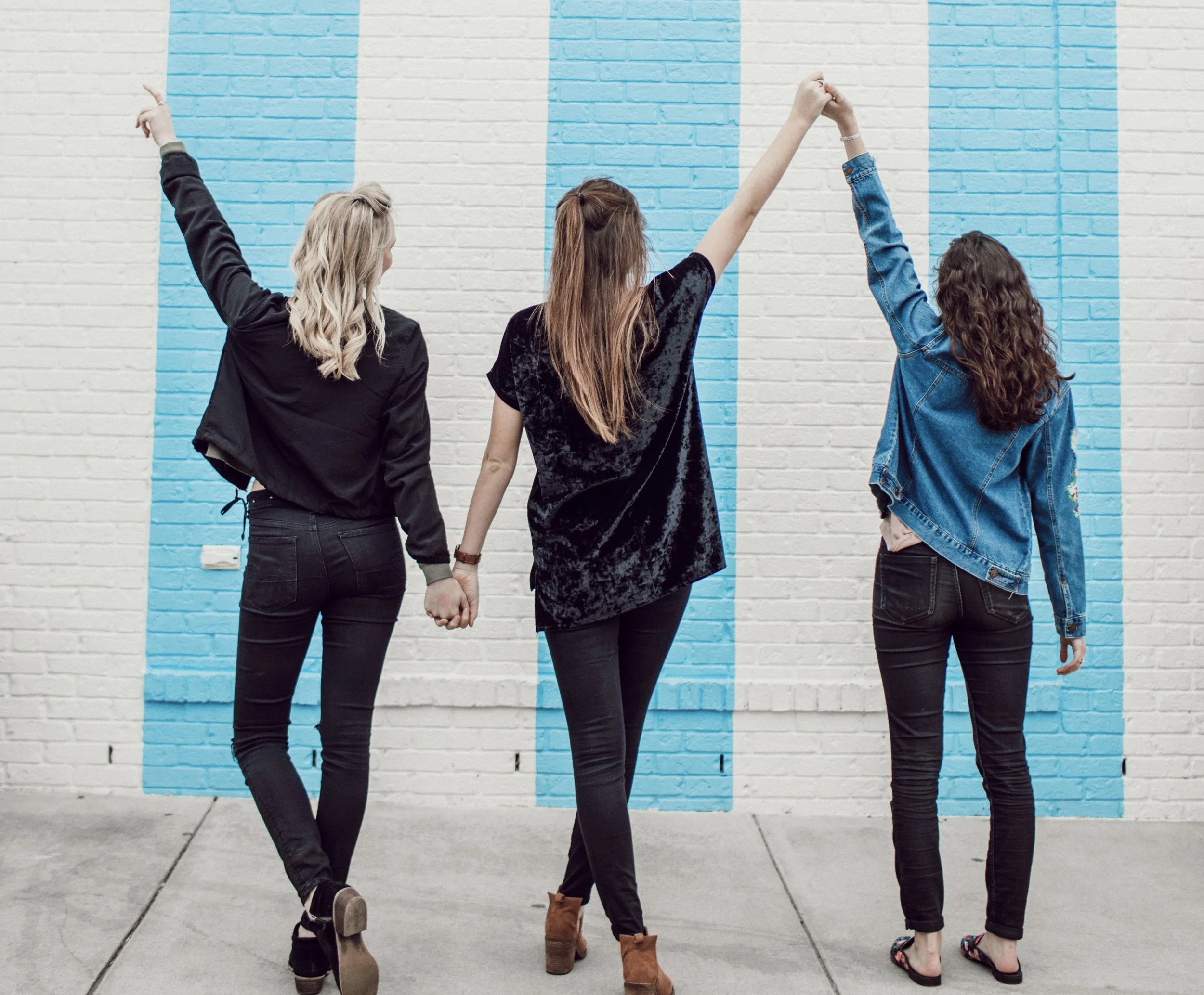 Friendships: How Many Actually Stand The Test Of Time?