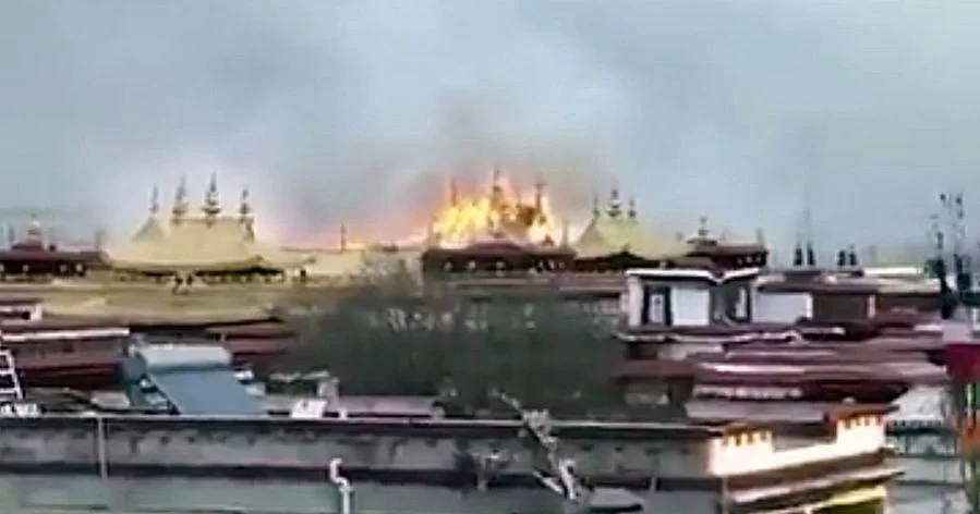 View of the Jokhang fire across Lhasa, 17 February 2018