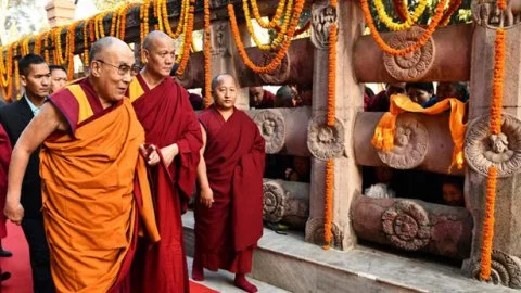 The Dalai Lama visiting the Mahabodhi Temple in Bodh Gaya (2018)