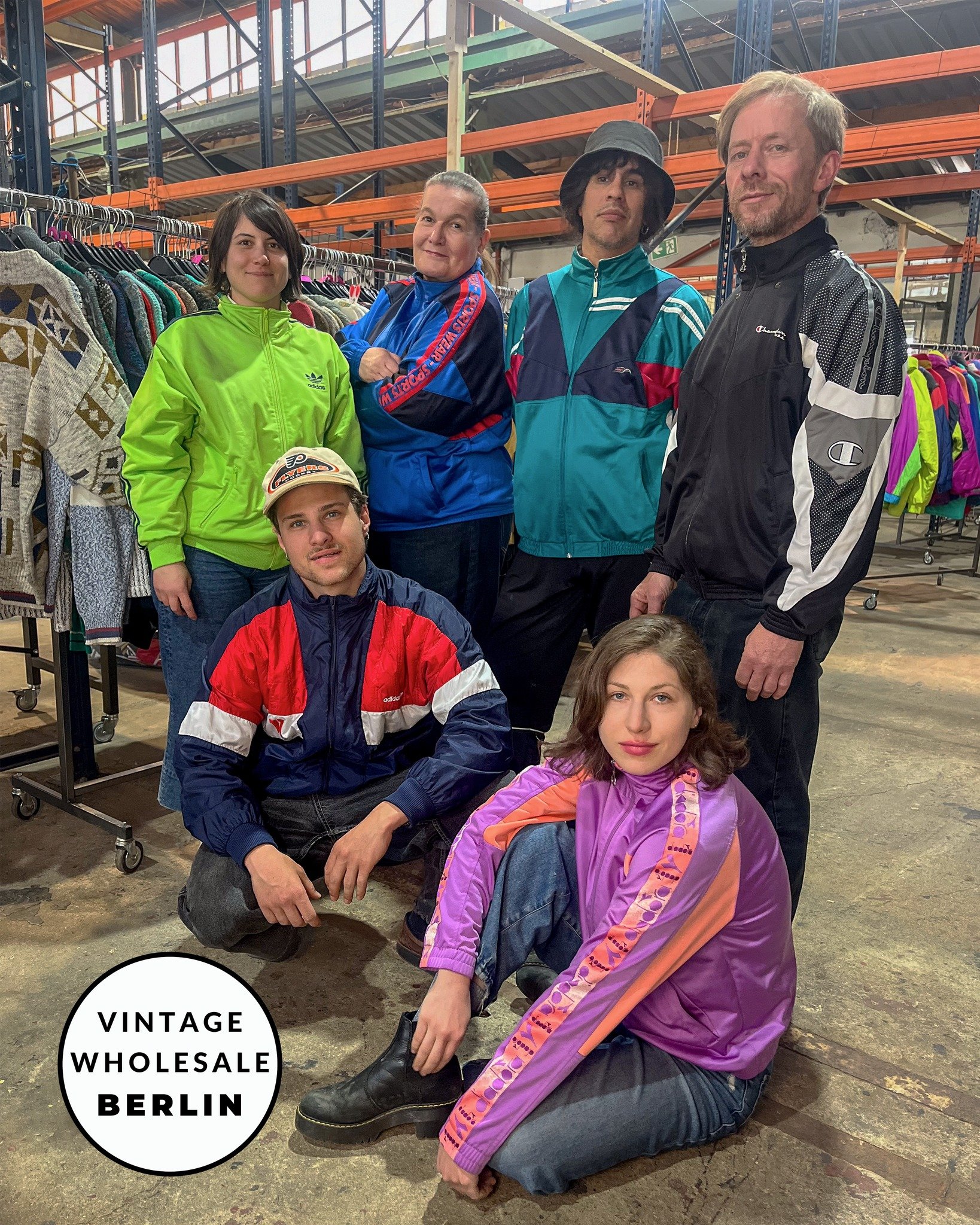 🎽 Trained, Prepped &amp; Ready to Support Your Shop!
From sorting to quality checks&mdash;we&rsquo;re your all-star wholesaler team! 
Check out our vintage sports jackets, curated with care and ready for your racks. 🏆

🏭 business-to-business 
⭐ wa