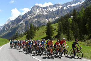 Top pro cycling teams create Web3 fan universe — Velon