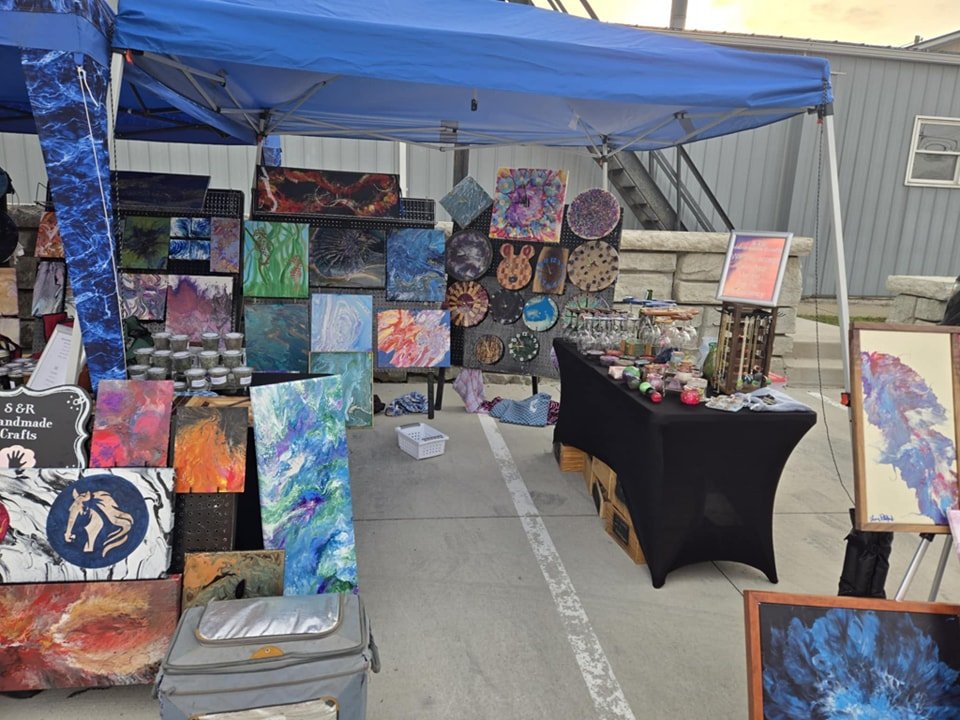 Whether you are trying to get your holiday shopping done, a gift for Sweetest Day, or planning to stock up on some delicious jams, and jellies, mark your calendars for Friday, October 18 and October 19 for our Market days. 

Friday 4pm-7pm
Saturday 8