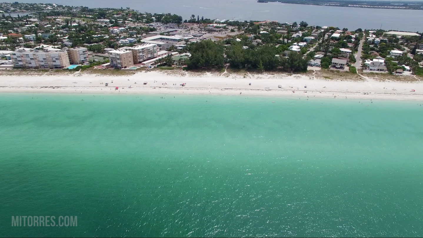 MY FAVORITE BEACH IN FLORIDA | ANNA MARIA ISLAND