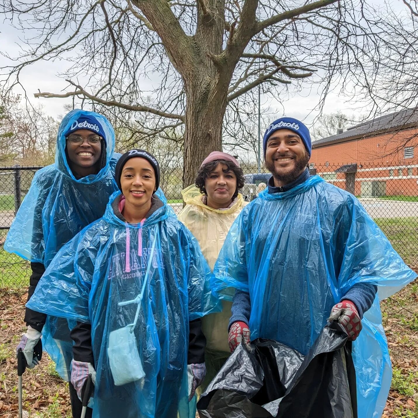 Wow wow! Shout out and thanks to everyone who came out to our #EarthDay&nbsp;🌳Community Clean-up with&nbsp;Brightmoor Artisans Collective&nbsp;(BAC). All of our amazing volunteers picked up over 50 bags of trash off of Fenkell Ave. and in #ElizaHowe