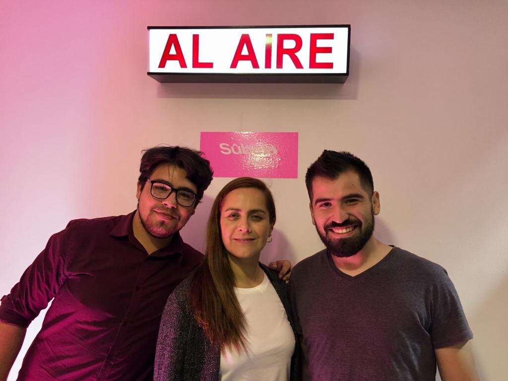 Los profesionales en formación que exigen que los medicamentos sean un bien social