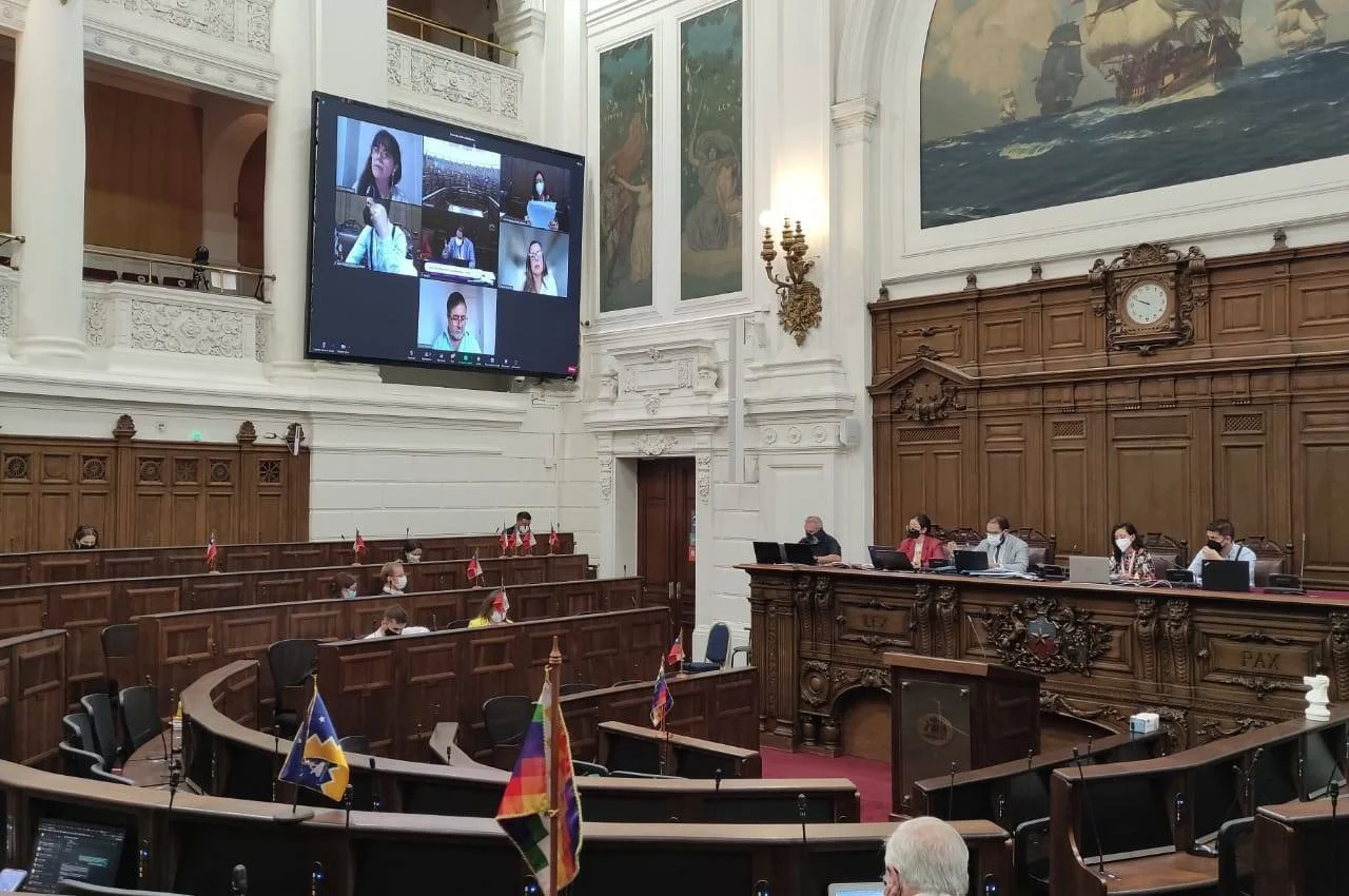 Llegó La Minuta AM: Hoy te contamos que el bicameralismo va por su revancha en la Convención; y sobre las reacciones al exabrupto de Teresa Marinovic