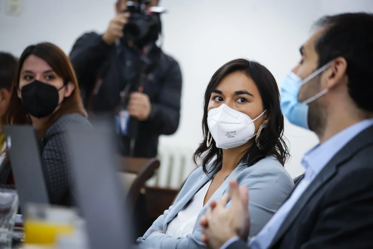 La Minuta PM: Ministra Siches respaldó a carabineros tras hechos del viernes pasado en el centro de Santiago