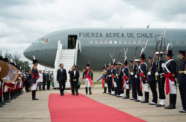 La Minuta AM: Los detalles de la Gira del Presidente Boric a Argentina que comenzó oficialmente hoy
