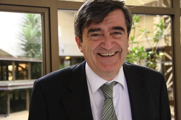 La Minuta PM: Camilo Escalona por reuniones para nuevo proceso constitucional: “No es tanta la diferencia, es posible alcanzar un acuerdo”