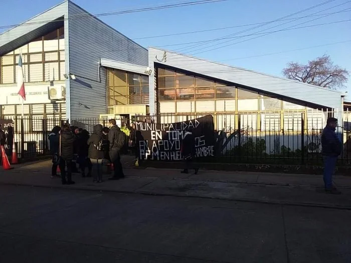 La Minuta AM: Municipalidad de Ercilla tomada: comuneros mapuche exigen traslado de reos a cárcel de Angol