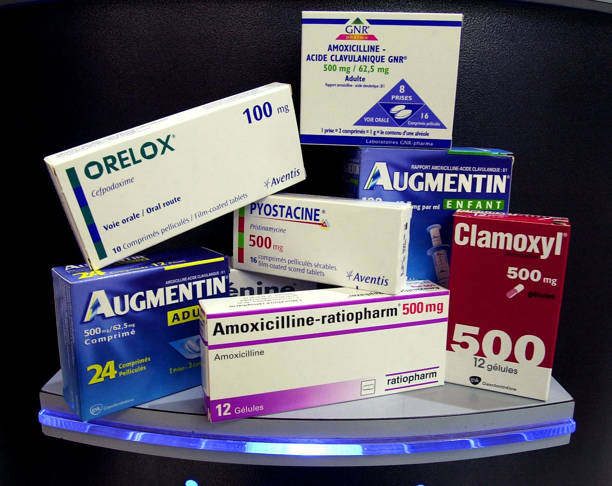 El consumo excesivo de antibióticos reduce su eficacia, alerta la OMS
