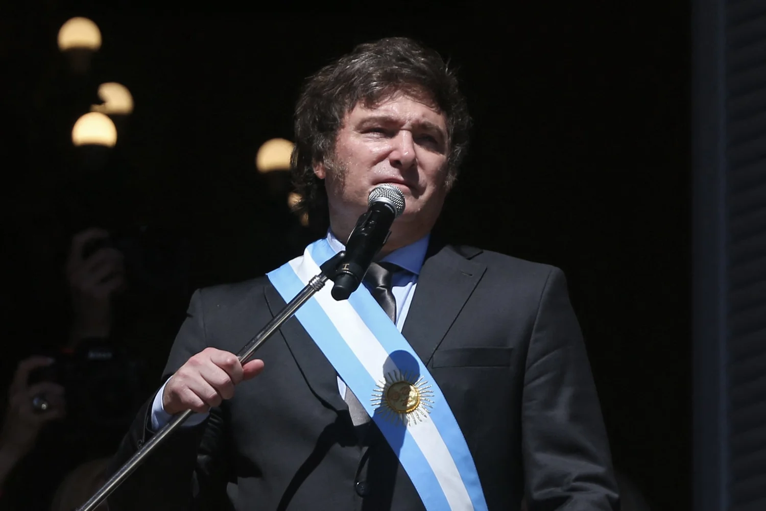 La Minuta AM: Con video negacionista Gobierno de Milei niega 30 mil ...