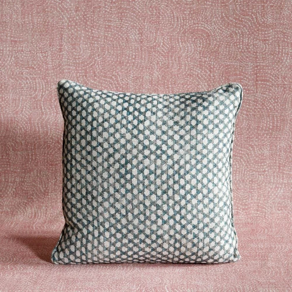 P R O D U C T F O C U S: 
Thought I would share the cushions/fabric from the project I shared yesterday. 🤗

I am in love with Fermoie fabrics (and cushions)! 💛

Fermoie was established by the founders of Farrow &amp; Ball. They have 400 colour ways