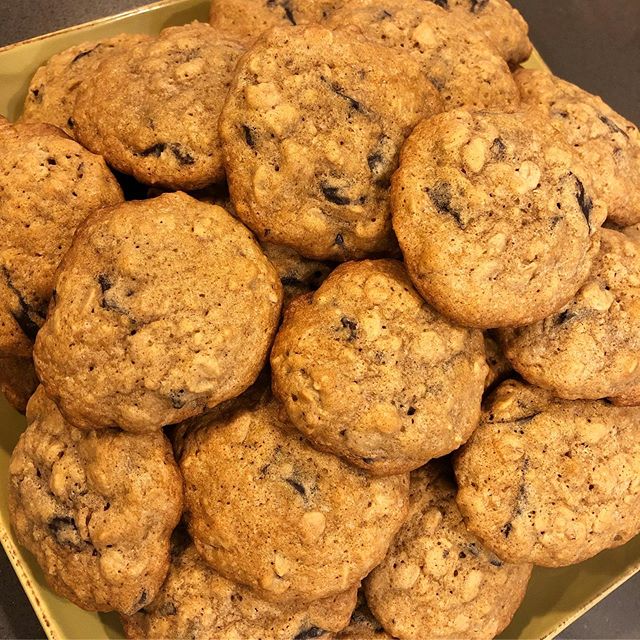 Oatmeal #chocolate chunk cookies! Yes, they&rsquo;re perfect. Warm with a tall glass of cold #organic fat free milk. For #dinner! The secret? Beat the butter and sugar until super creamy. Check the pic. That&rsquo;s your foundation. Build from there.