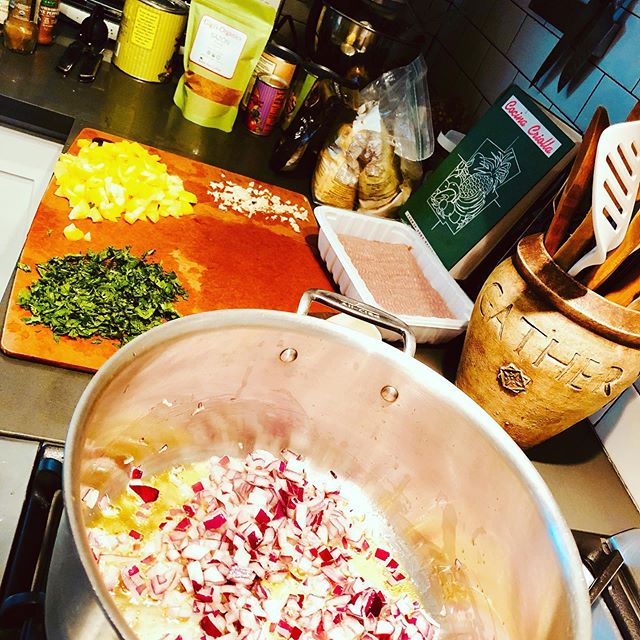 Let the #cooking begin! Three bean turkey #chili seasoned with #gigisorganics Saz&oacute;n Picante and our homemade chili powder. Secret ingredients? Cocoa powder and #beer! Using a dark smooth ale from @darkhorsebrewery - Quilters Irish Death (!) in