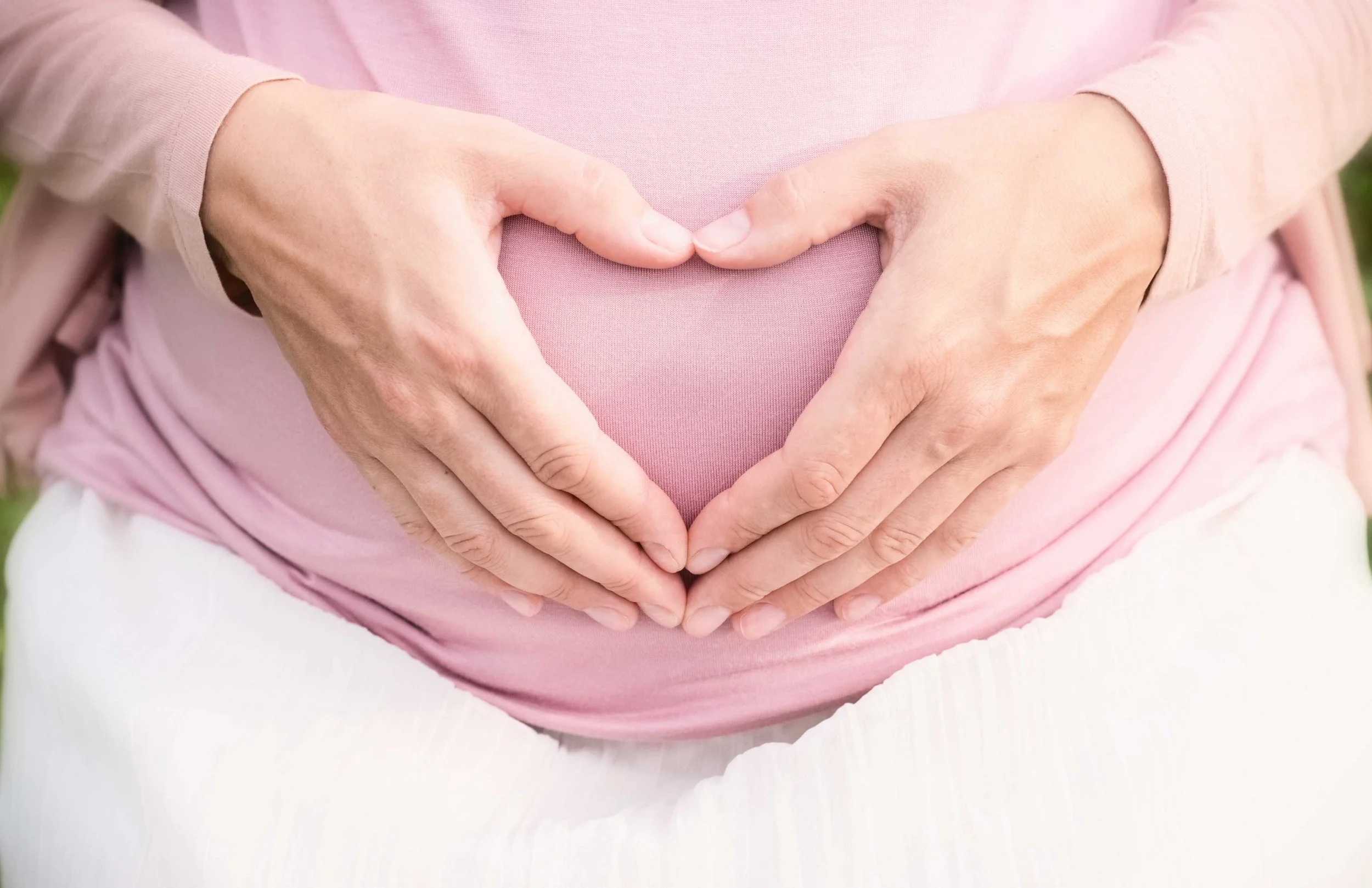 Amera Rose | Spiritual Coach, Midwife, Reiki Master & Intuitive Energy Healer | Soulful Mama Journey - Holistic Support and Guidance for Women on their Journey into Conscious Pregnancy, Birth & Motherhood.