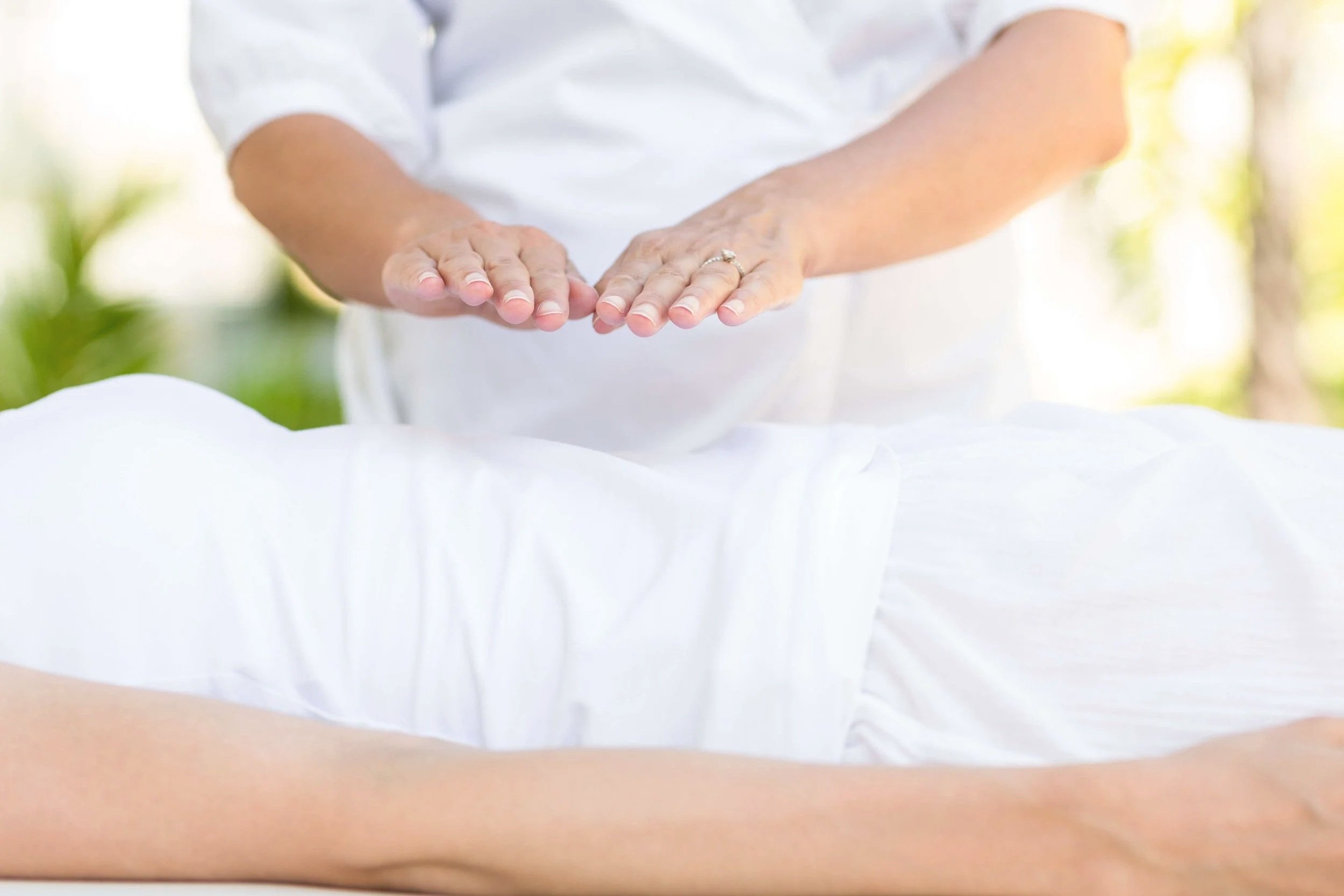 Amera Rose | Spiritual Life Coach, Midwife, Reiki Master & Intuitive Consultant | Holistic Guidance & Support for Women on Their Inner Journey - Spiritual Coaching, Soulful Mama Coaching & Reiki Energy Healing