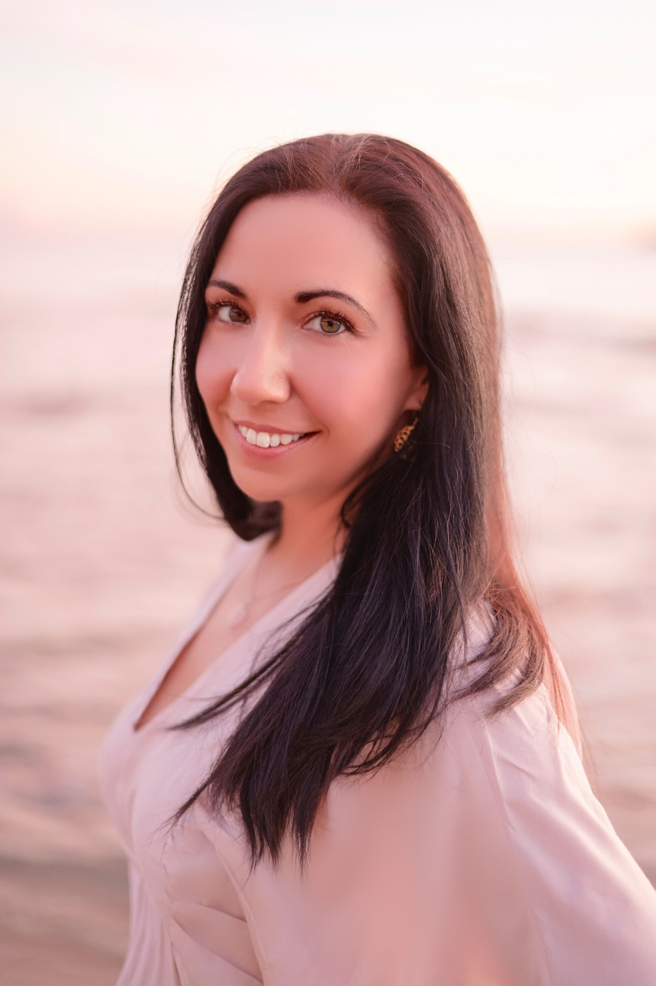 Amera Rose | Spiritual Life Coach, Midwife, Reiki Master & Intuitive Consultant | Holistic Guidance & Support for Women on Their Inner Journey - Spiritual Coaching, Soulful Mama Coaching & Reiki Energy Healing