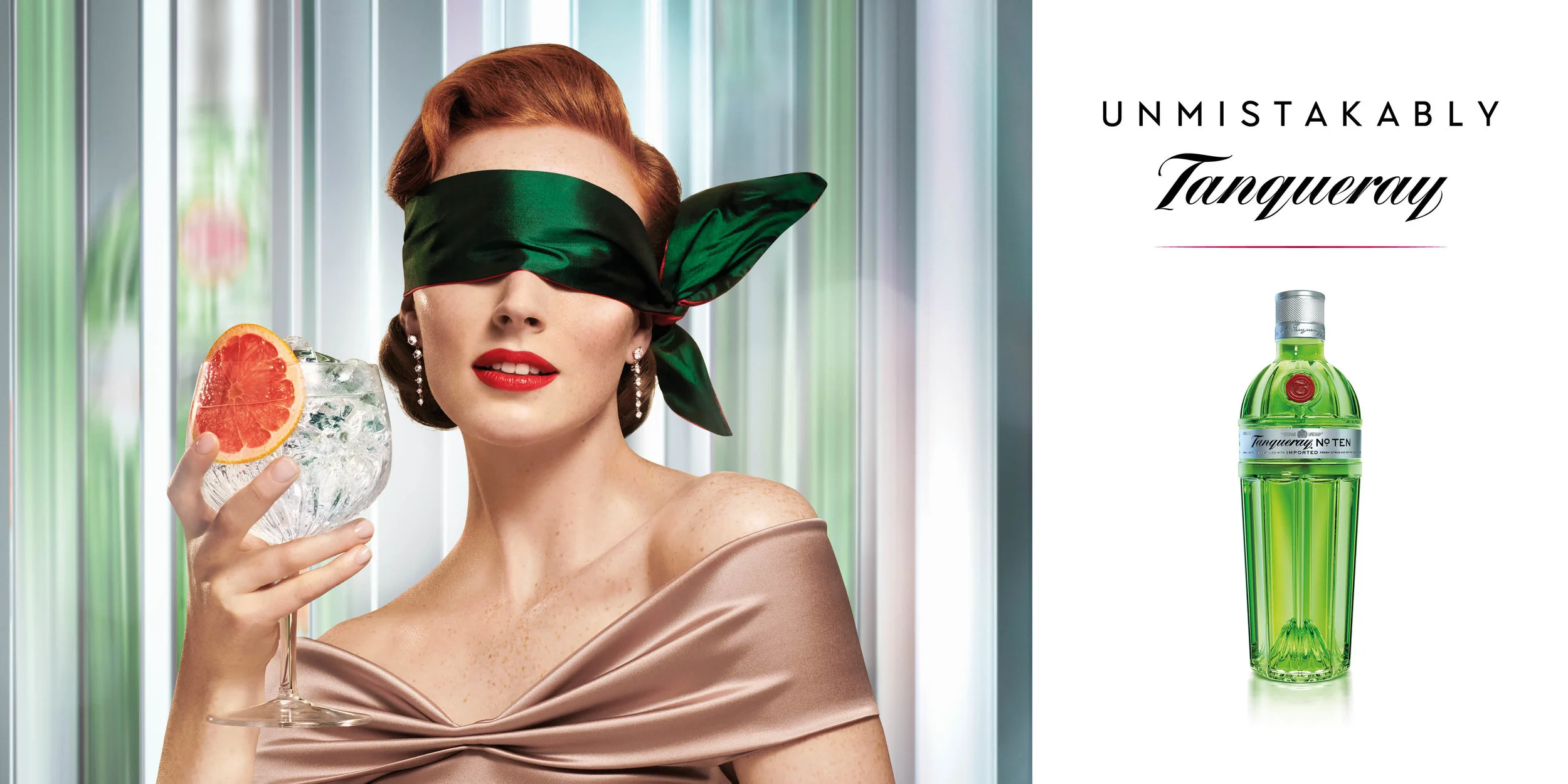 Tanqueray_Glory_T10Female_48_300dpi.jpg