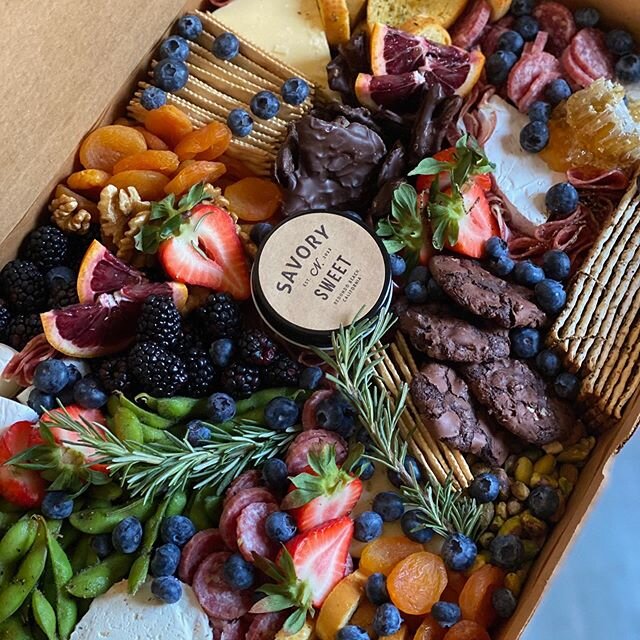 Are you drooling yet ? We are 🙌 Do you need a date night delivered ? Afternoon snacks for the whole family ? Social distancing gift? Delivery to a friend or family member. This week we teamed up with @savorynsweetinc it&rsquo;s free 🚚 delivery. (No