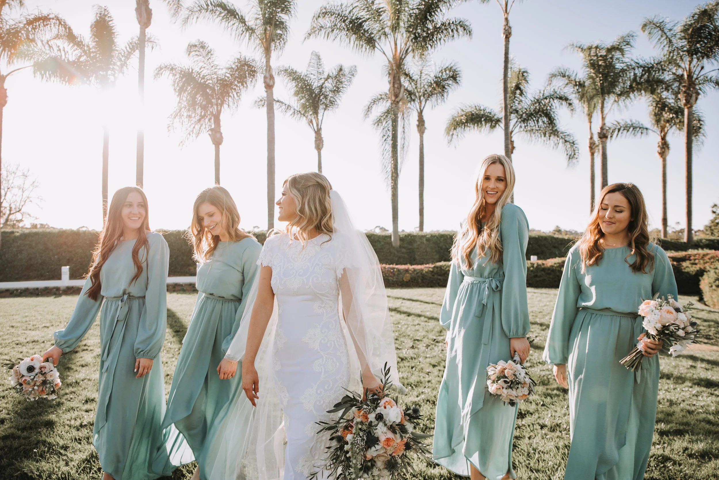 Wynn & Linn - photo and video
