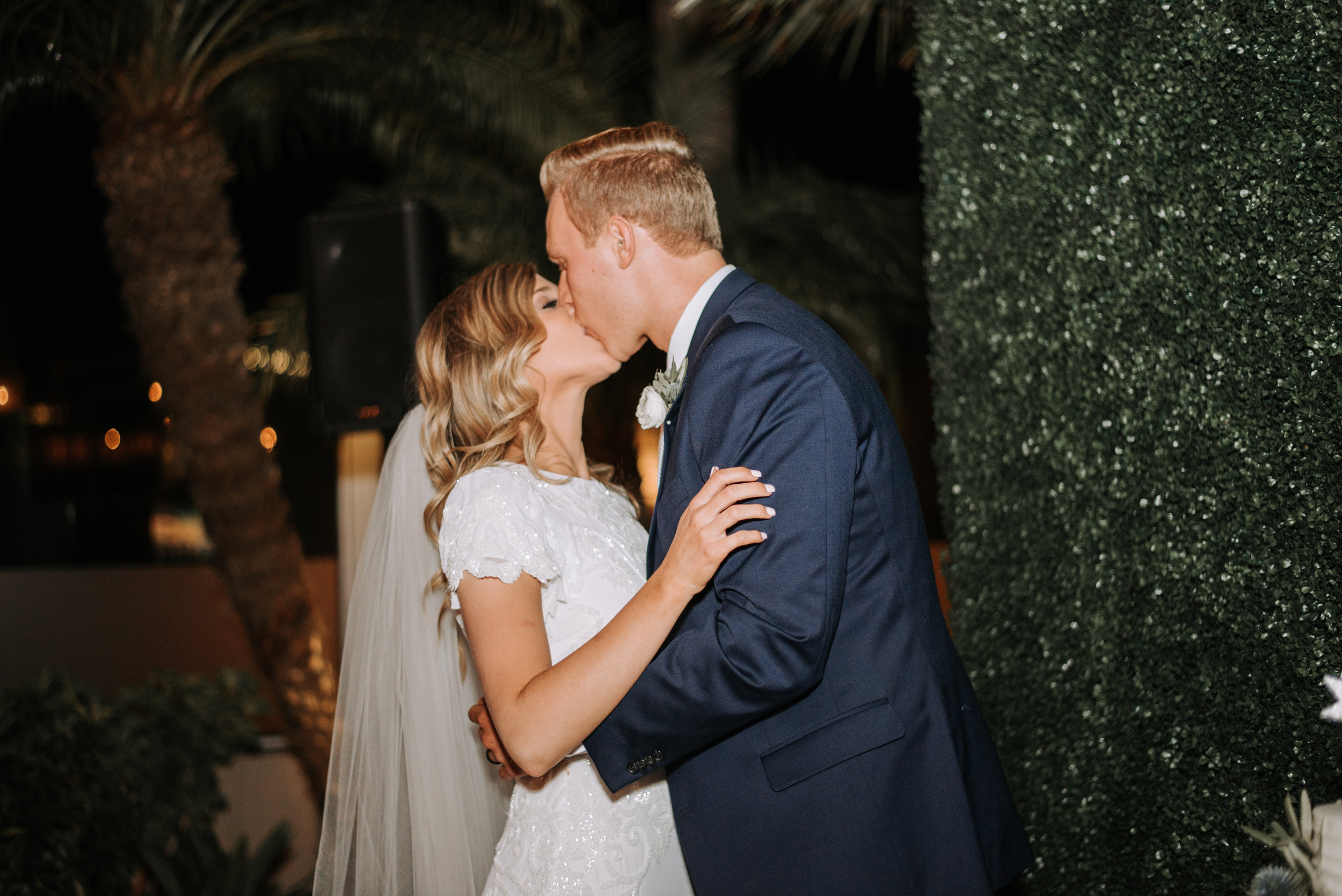Wynn & Linn - photo and video