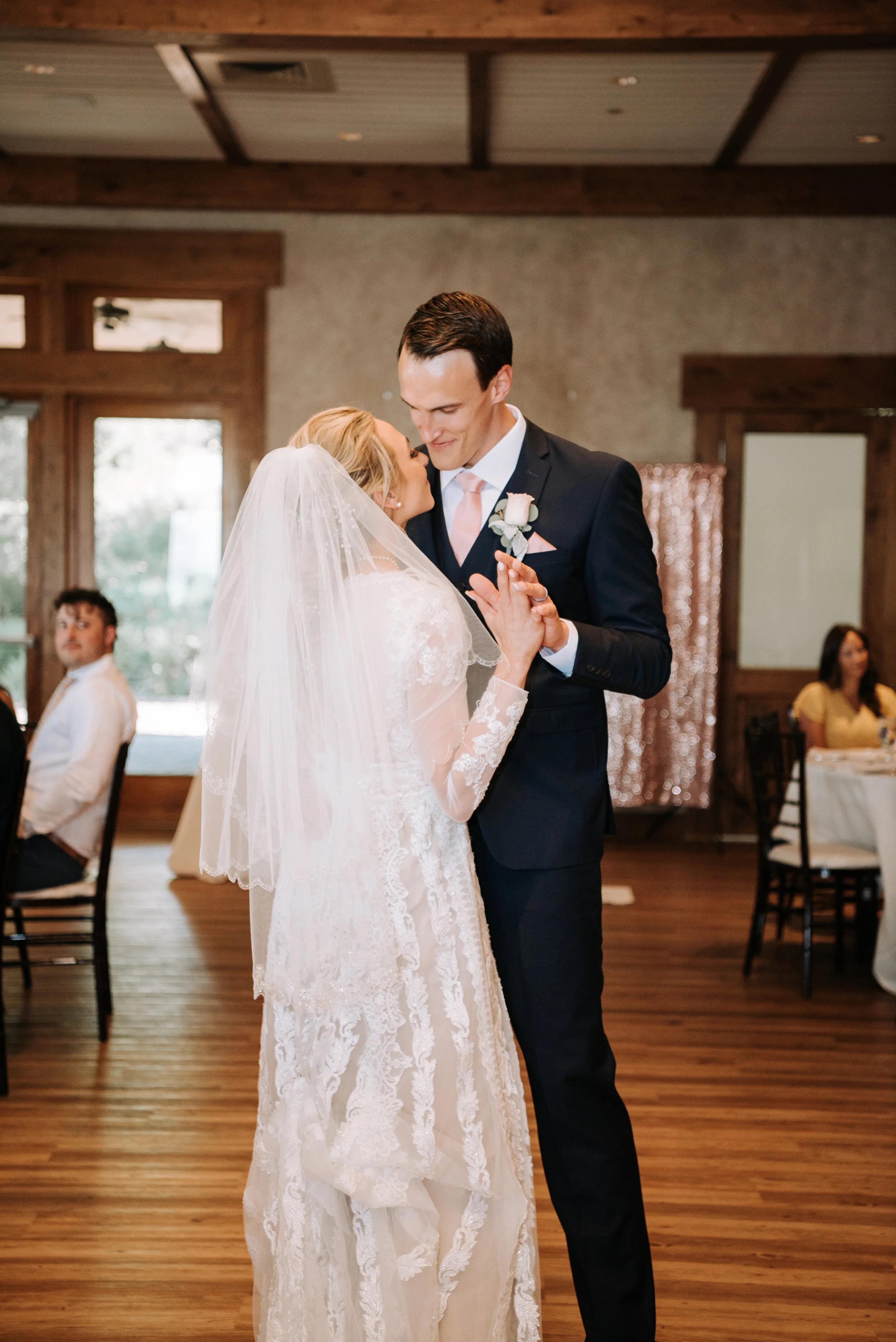 wynn and linn photo and video