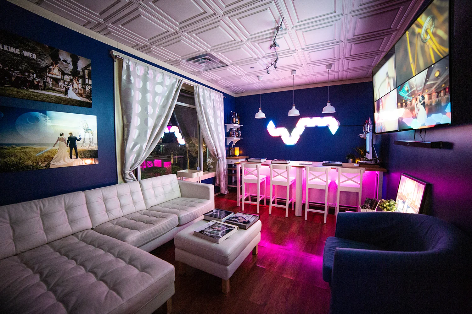 BlueRoom01.jpg